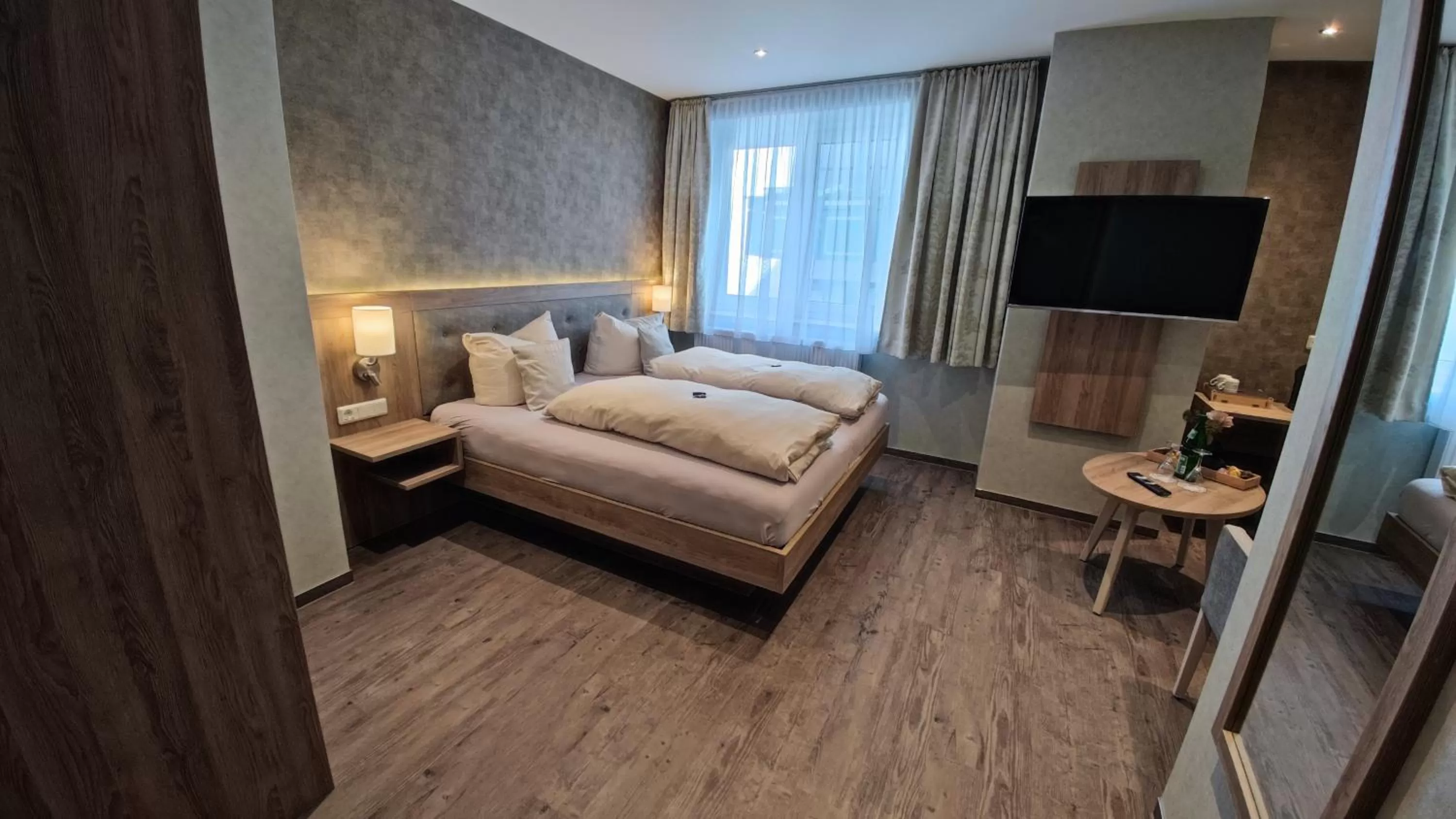 Photo of the whole room, Bed in Hotel Garni "Zur Alten Post"