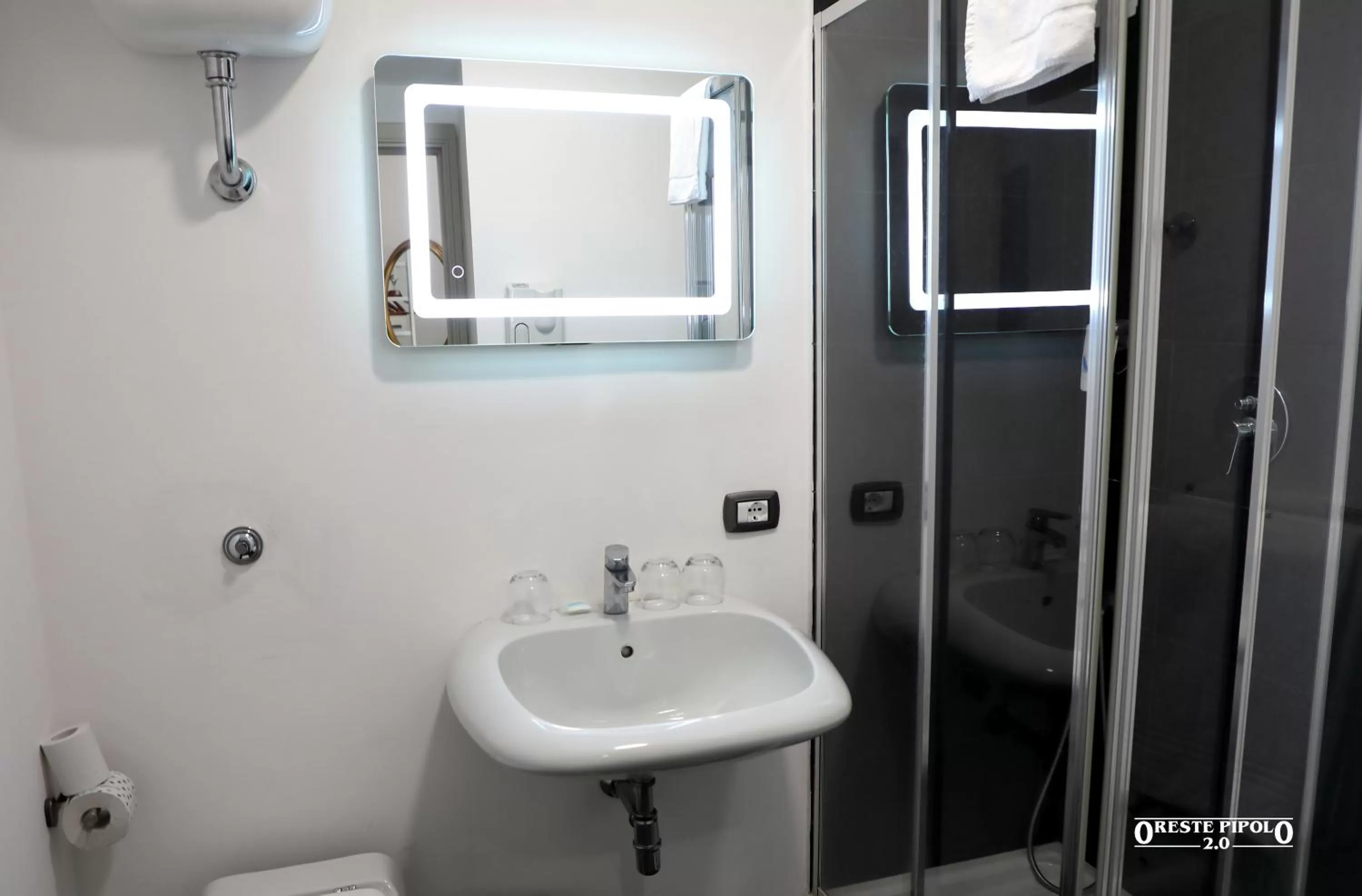 Bathroom in Jazz Hotel