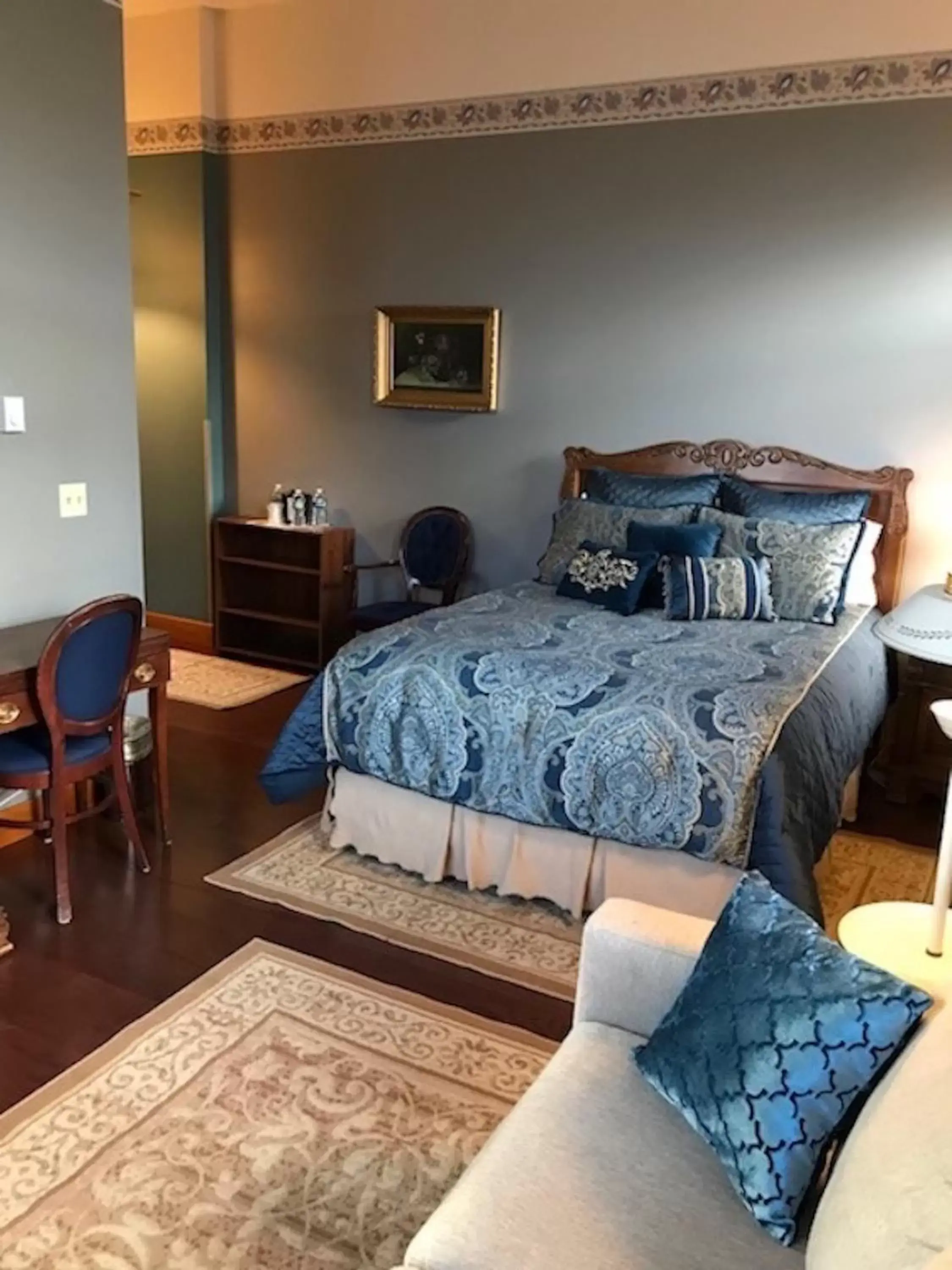 Nurses Station, 1 Queen Bed (Second Floor - No Elevator) in Cripple Creek Hospitality House & Travel Park Nurses Station, 1 Queen Bed (Second Floor - No Elevator) in Cripple Creek Hospitality House & Travel Park