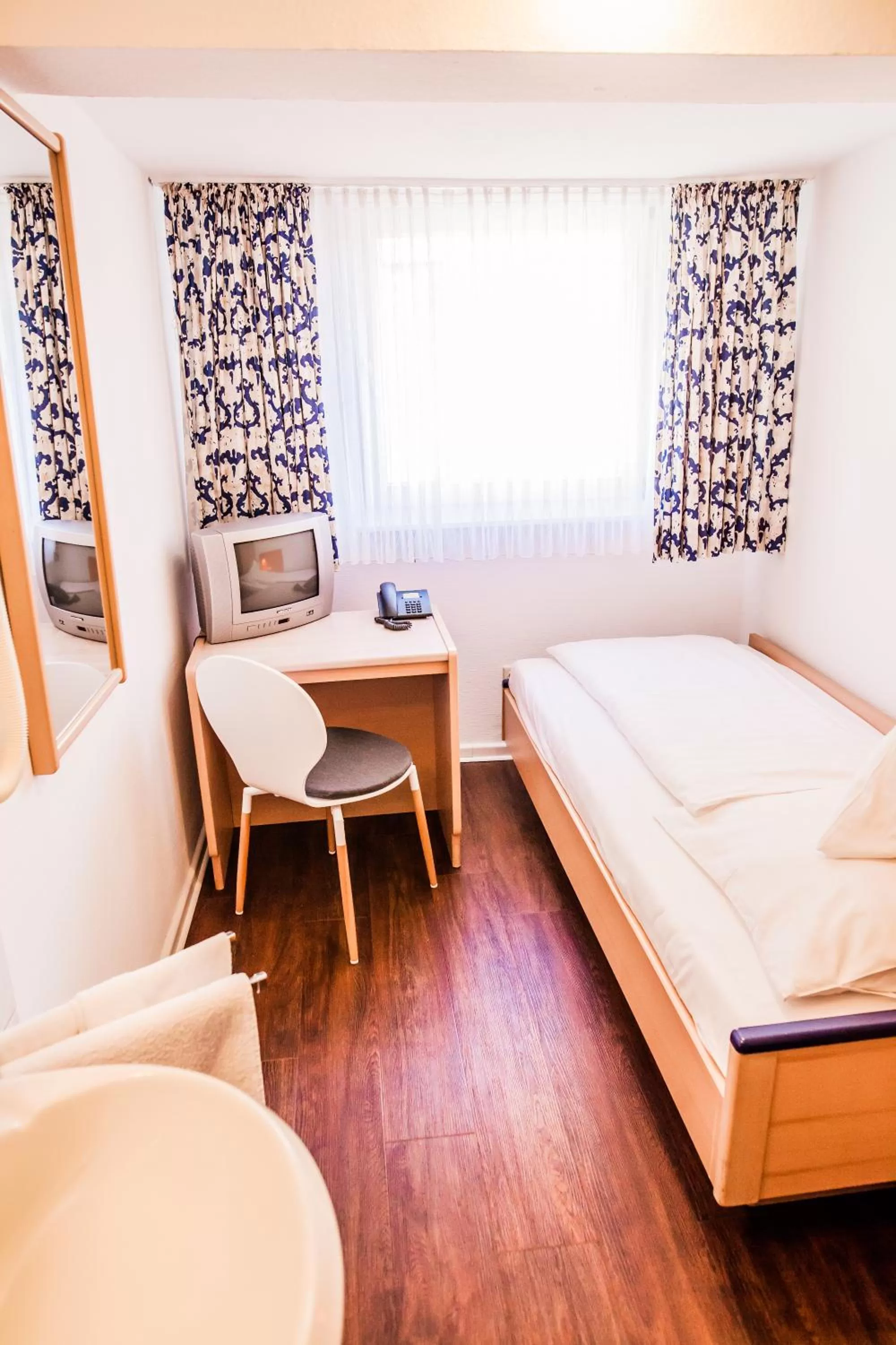 Photo of the whole room, Bed in Hotel Martinihof