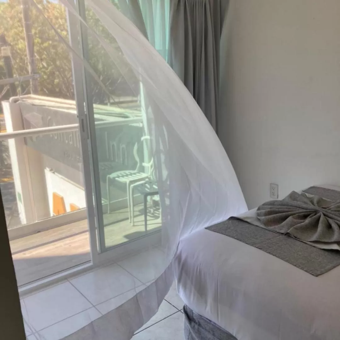 Balcony/Terrace, Bed in Container Inn Hotel Aeropuerto