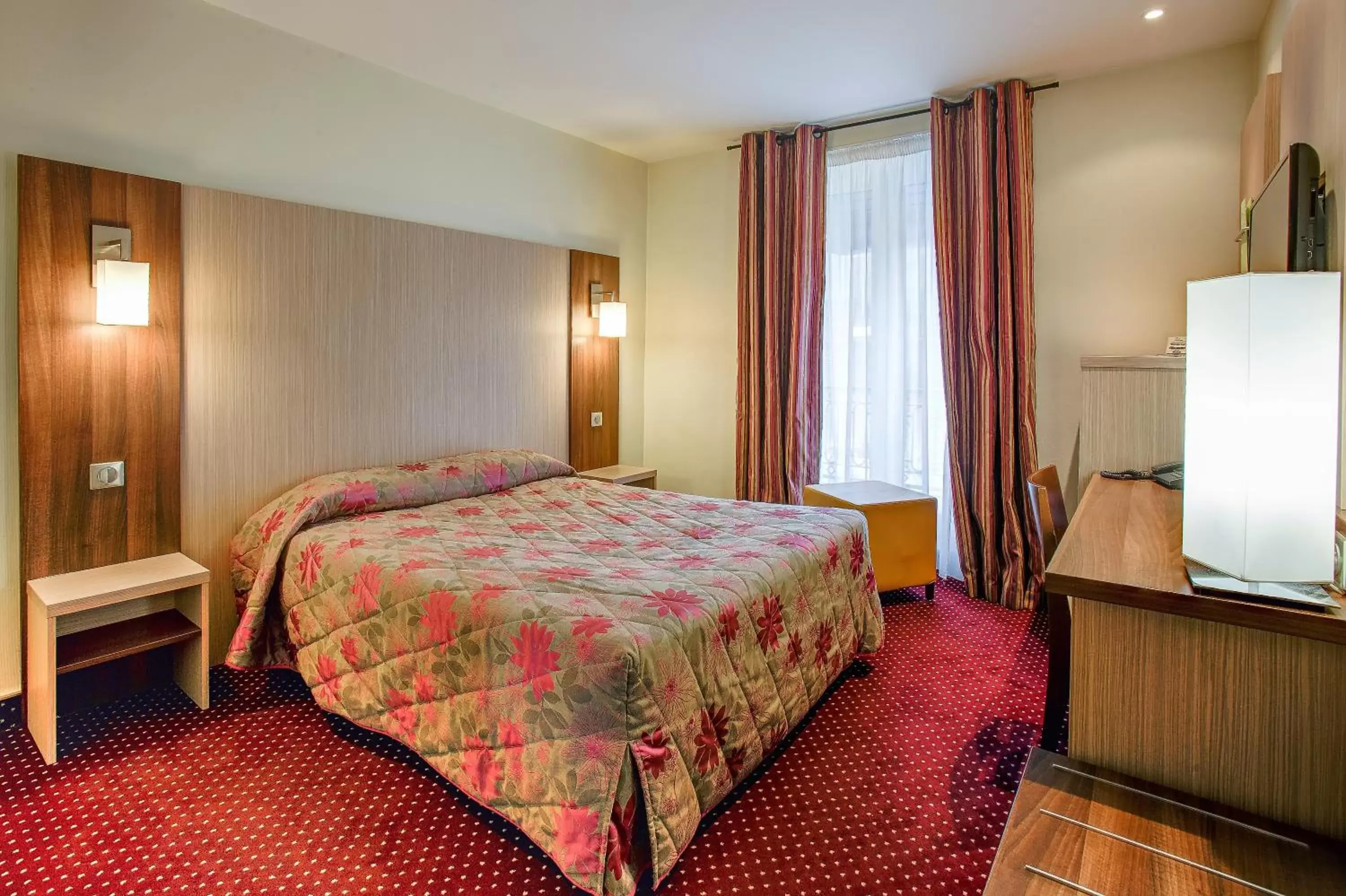 Hotel Terminus Montparnasse Hotel Terminus Montparnasse