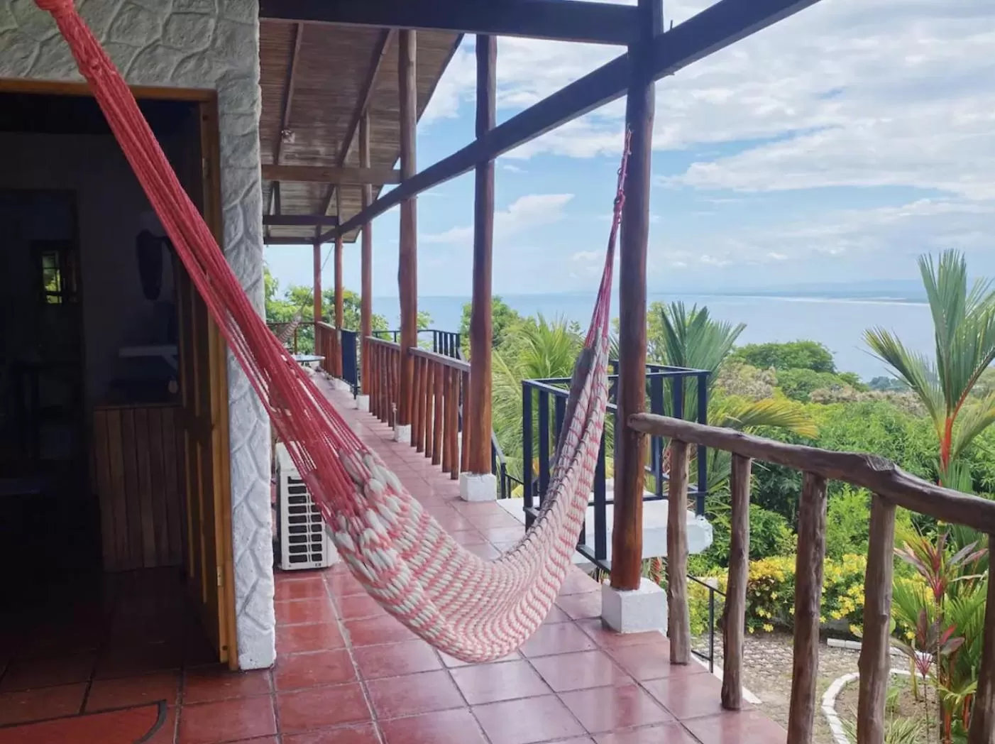 Balcony/Terrace in Casa G - Manuel Antonio oceanview hotel