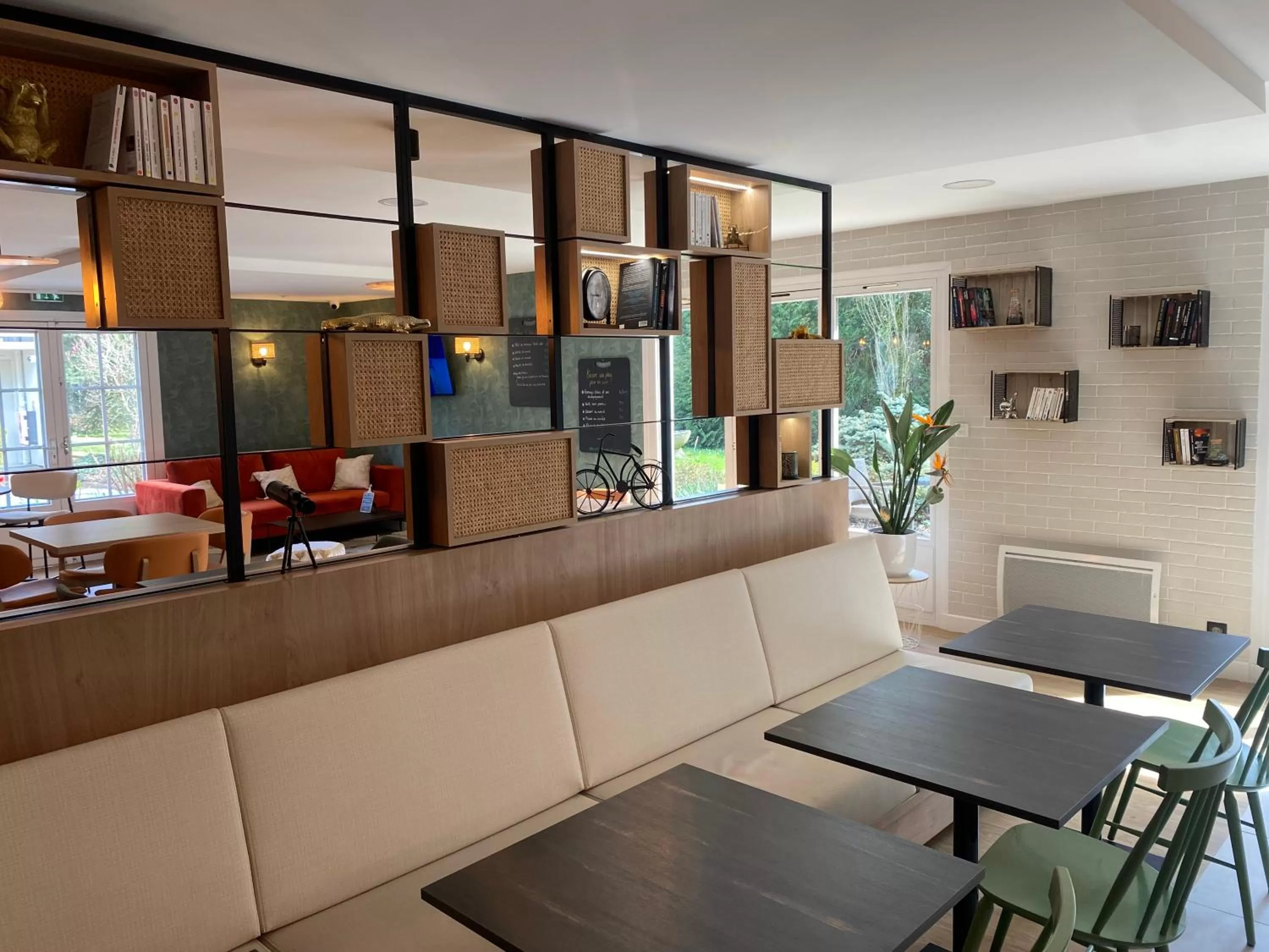 Restaurant/places to eat in Campanile Nantes ~ Rezé Aéroport