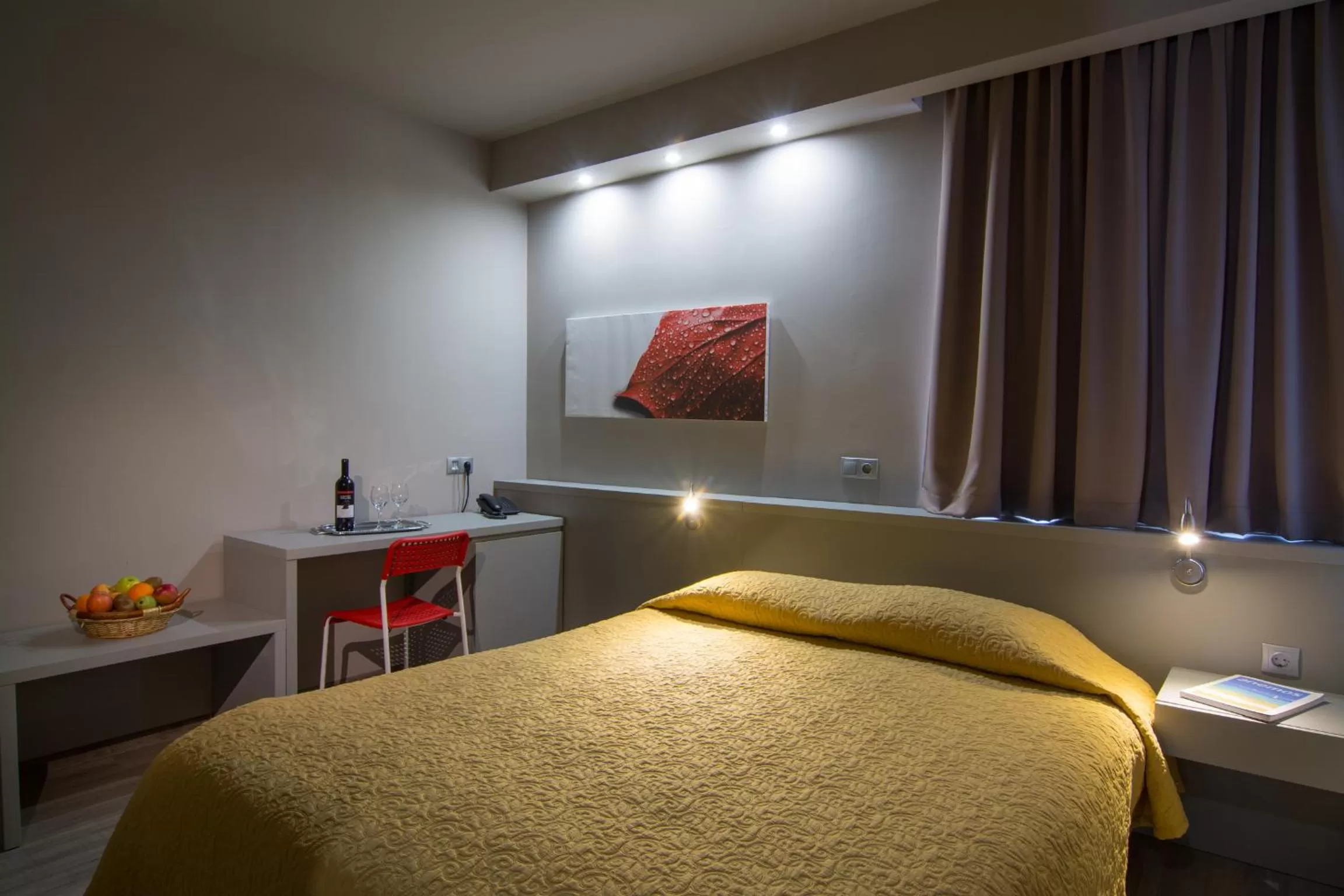 Bedroom, Bed in Vergina Hotel