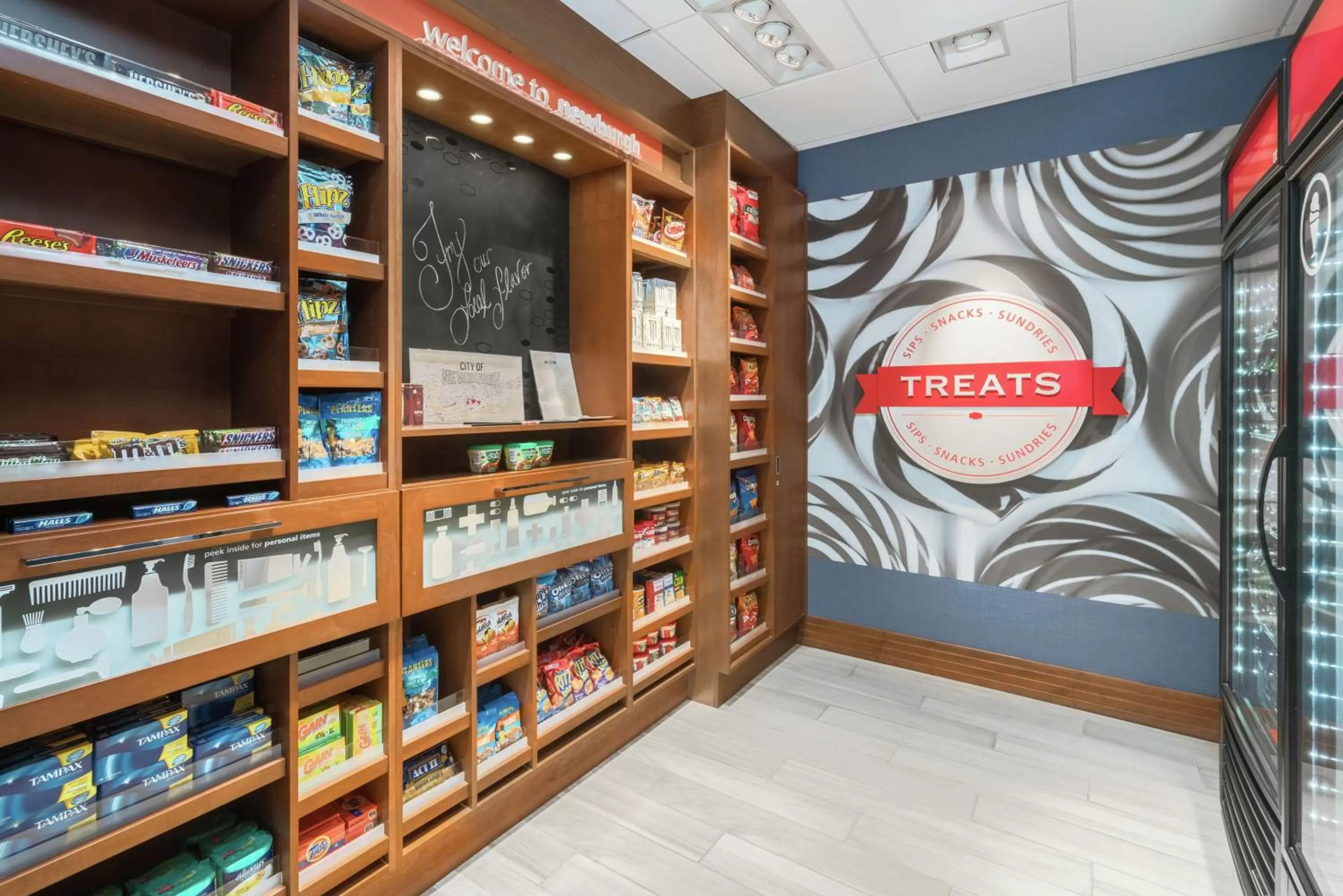 Restaurant/places to eat in Hampton Inn & Suites Newburgh Stewart Airport, NY