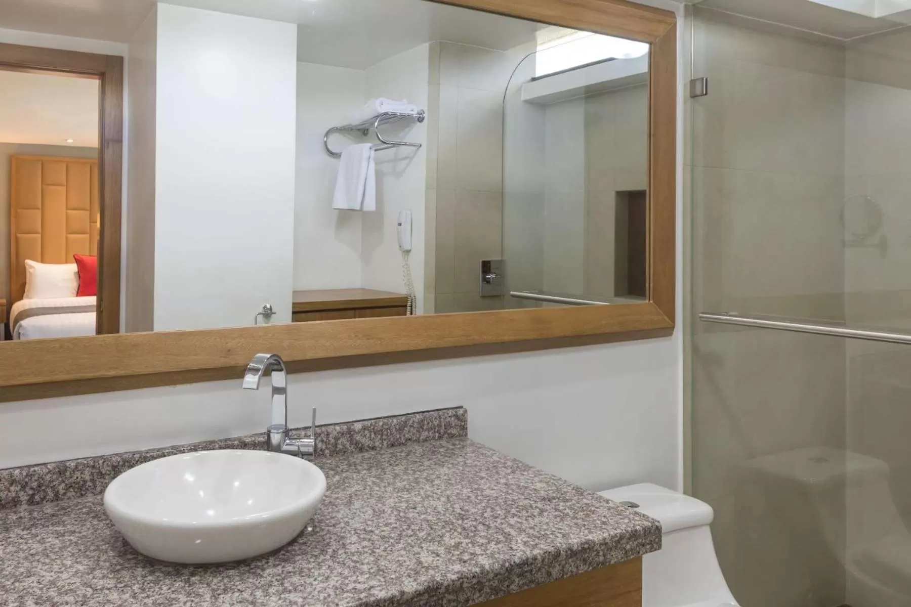 Bathroom in Wyndham Garden Quito