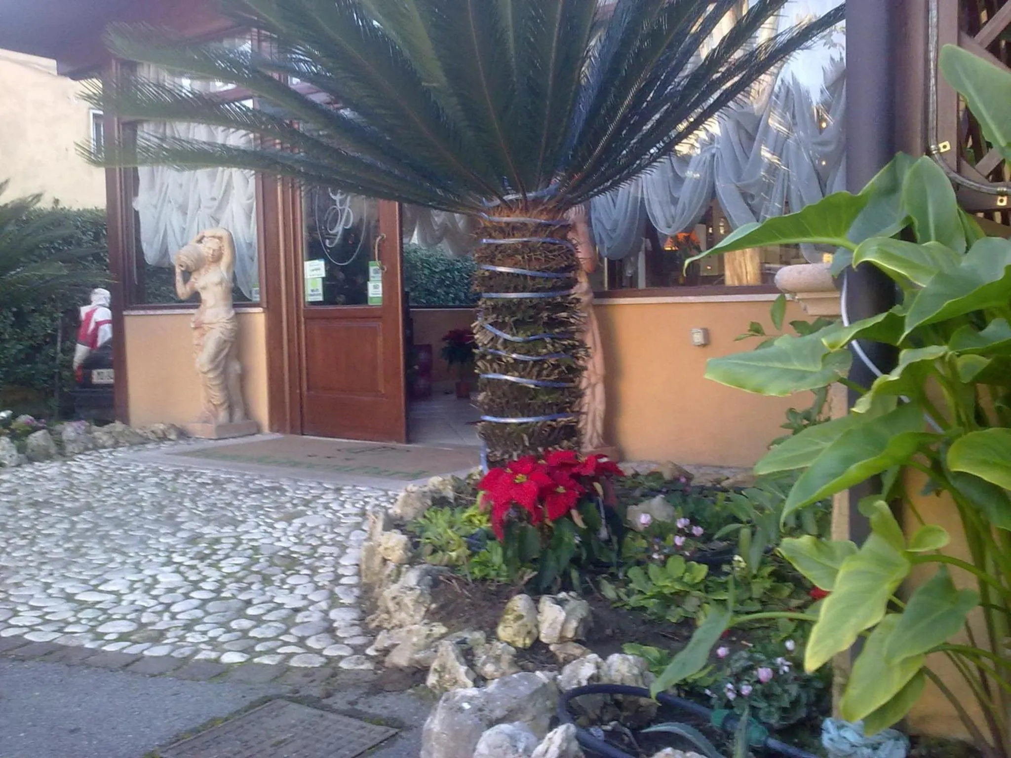 Facade/entrance in Green Park Hotel