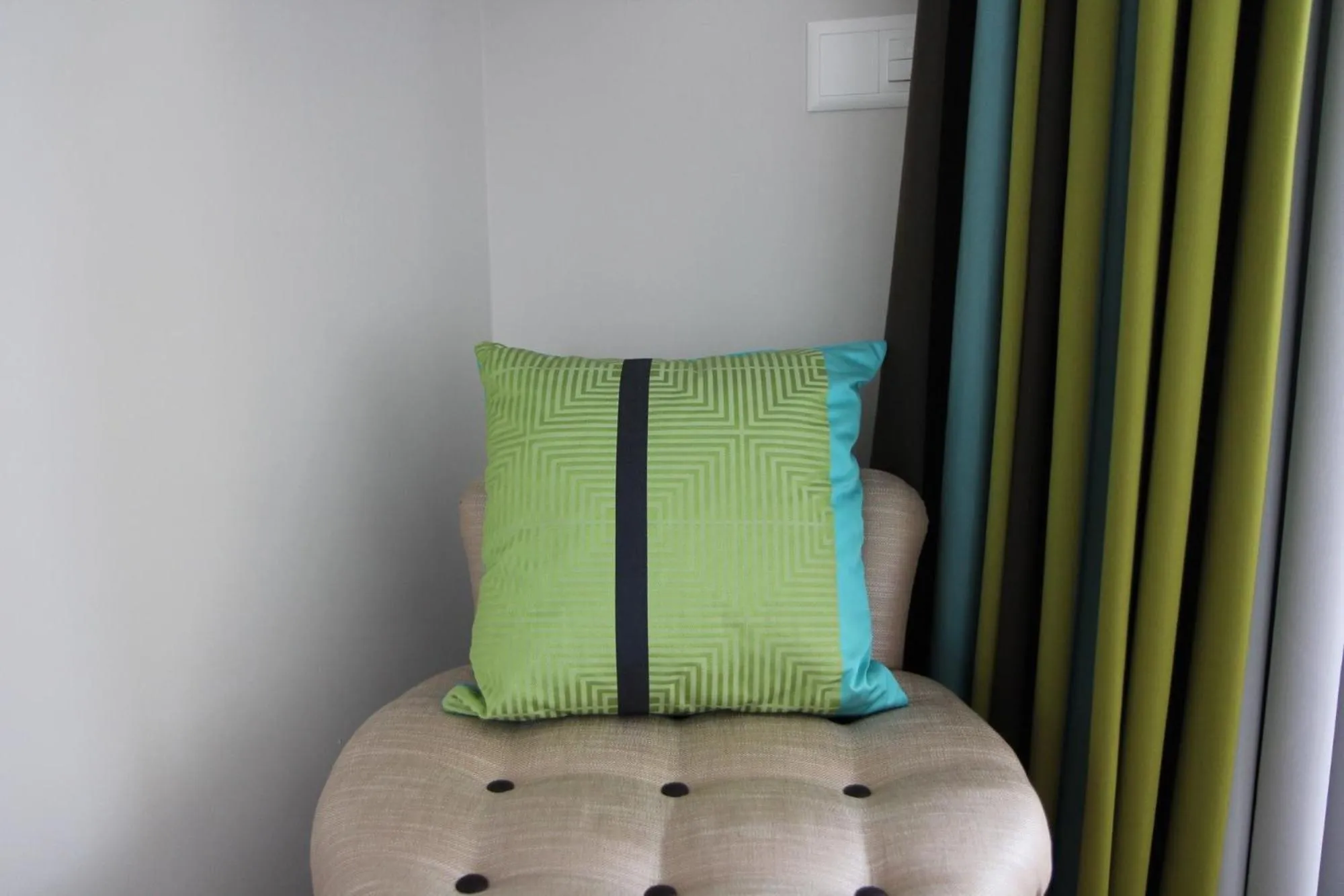 Photo of the whole room in Giardino Lago