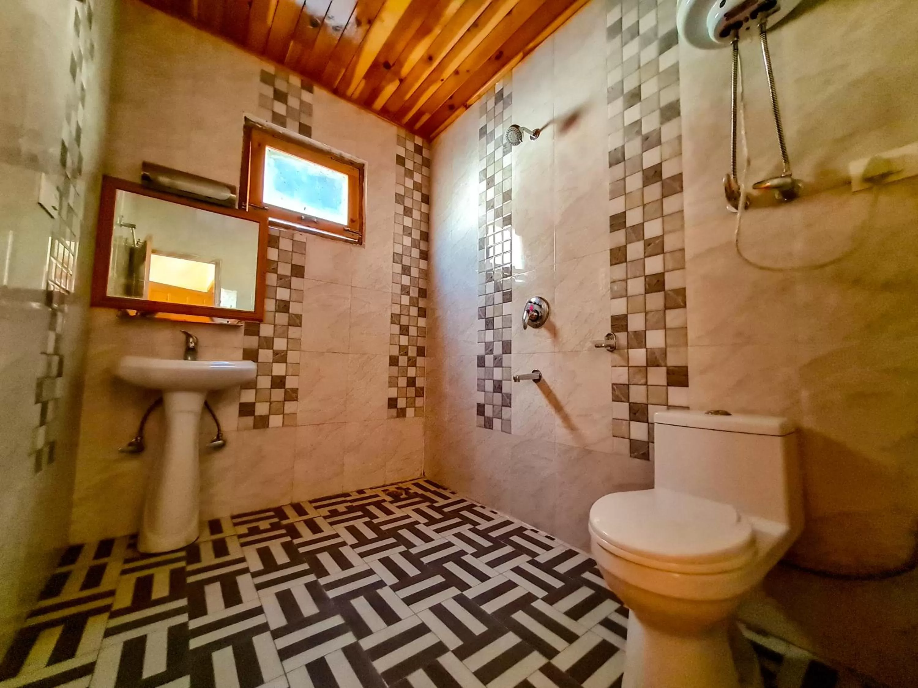 Bathroom in Namaste Inn Beas Valley