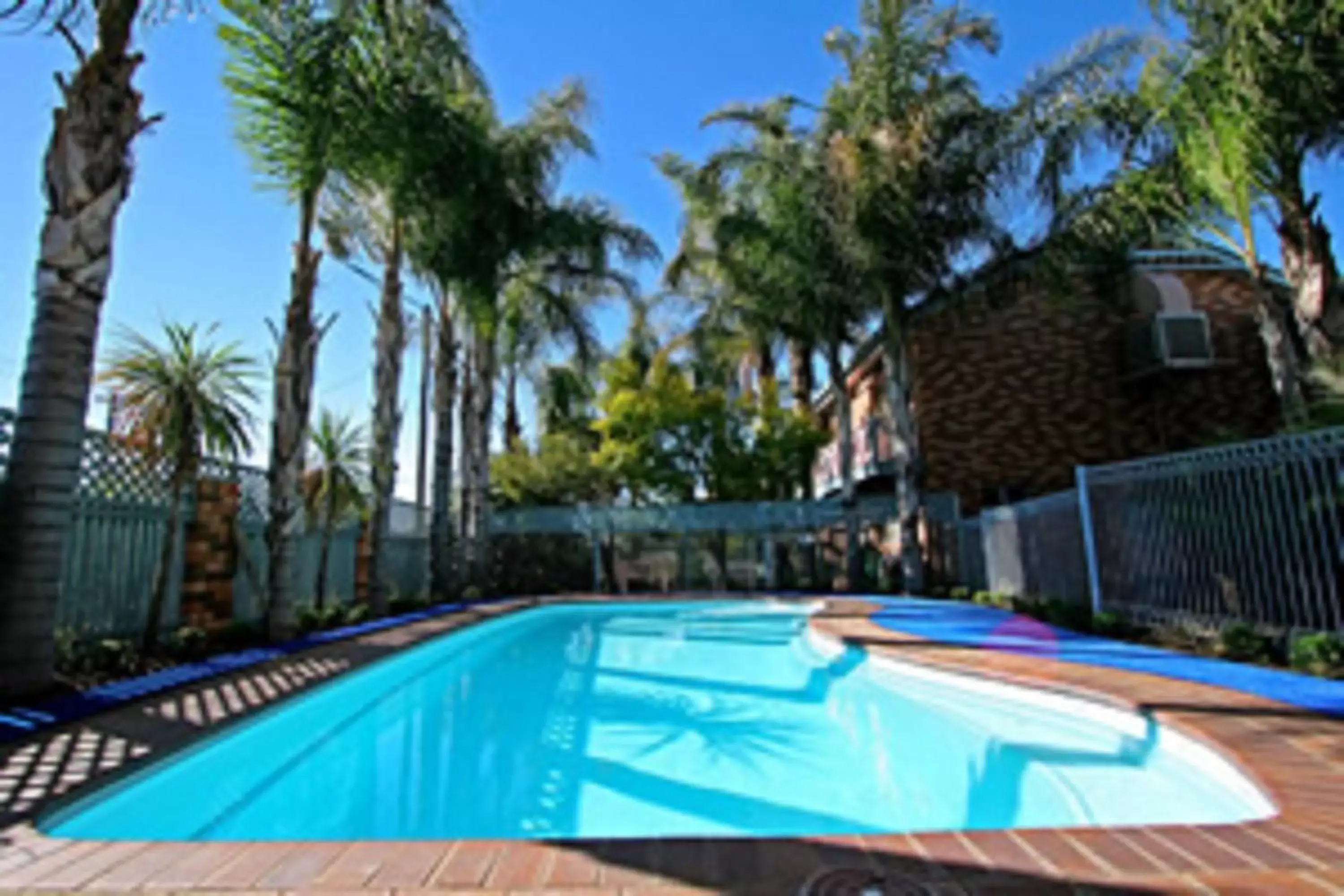 Cattlemans Country Motor Inn & Serviced Apartments Cattlemans Country Motor Inn & Serviced Apartments