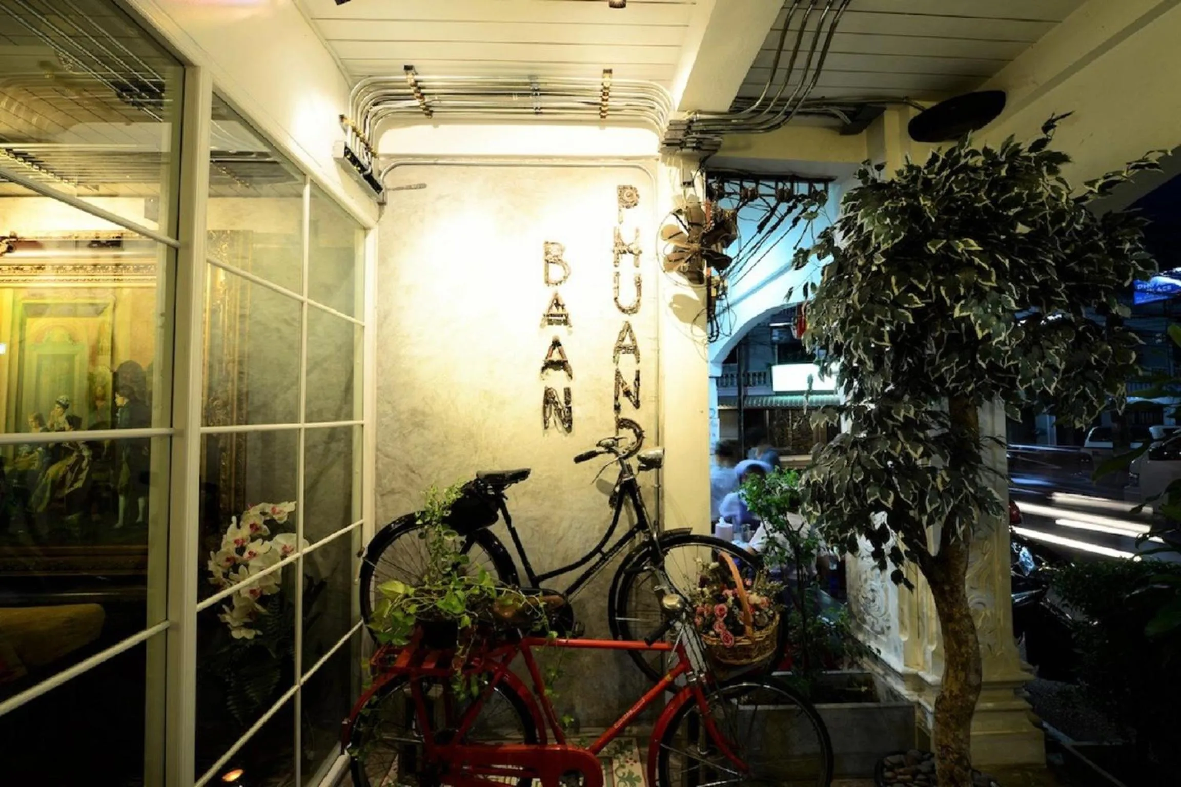 Facade/entrance in Baan PhuAnda Phuket