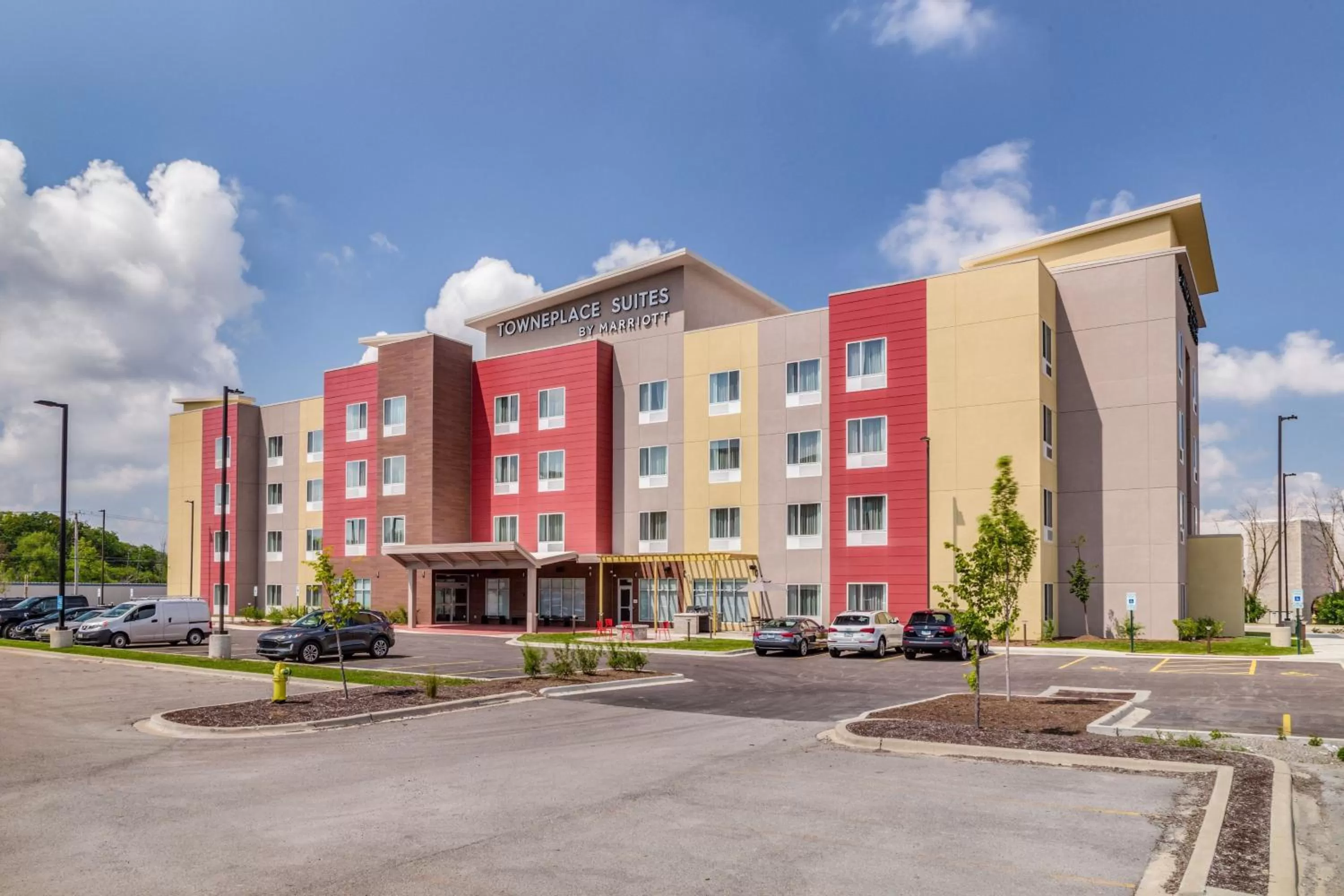 Property building in TownePlace Suites by Marriott Chicago Waukegan Gurnee