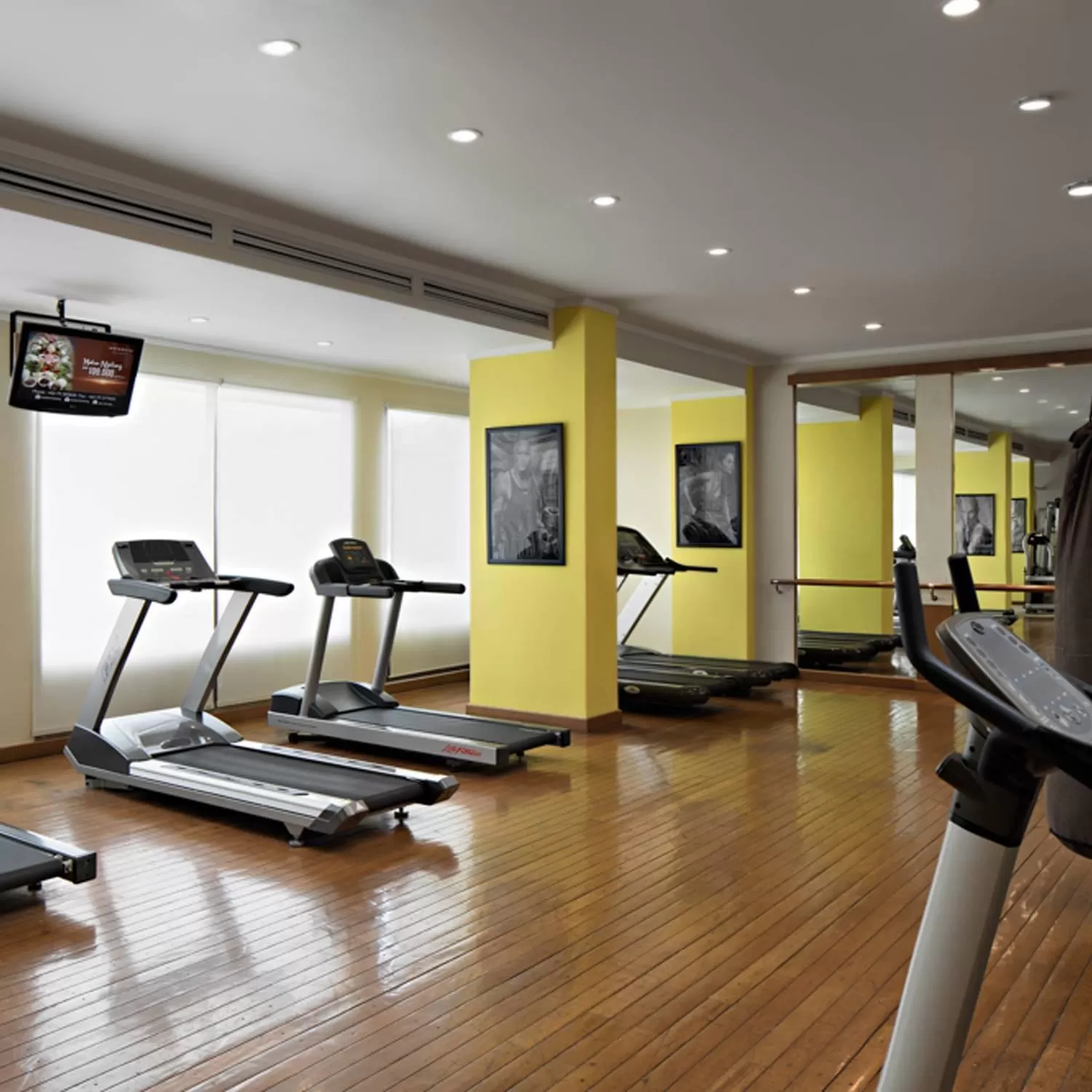 Fitness centre/facilities in Aryaduta Palembang
