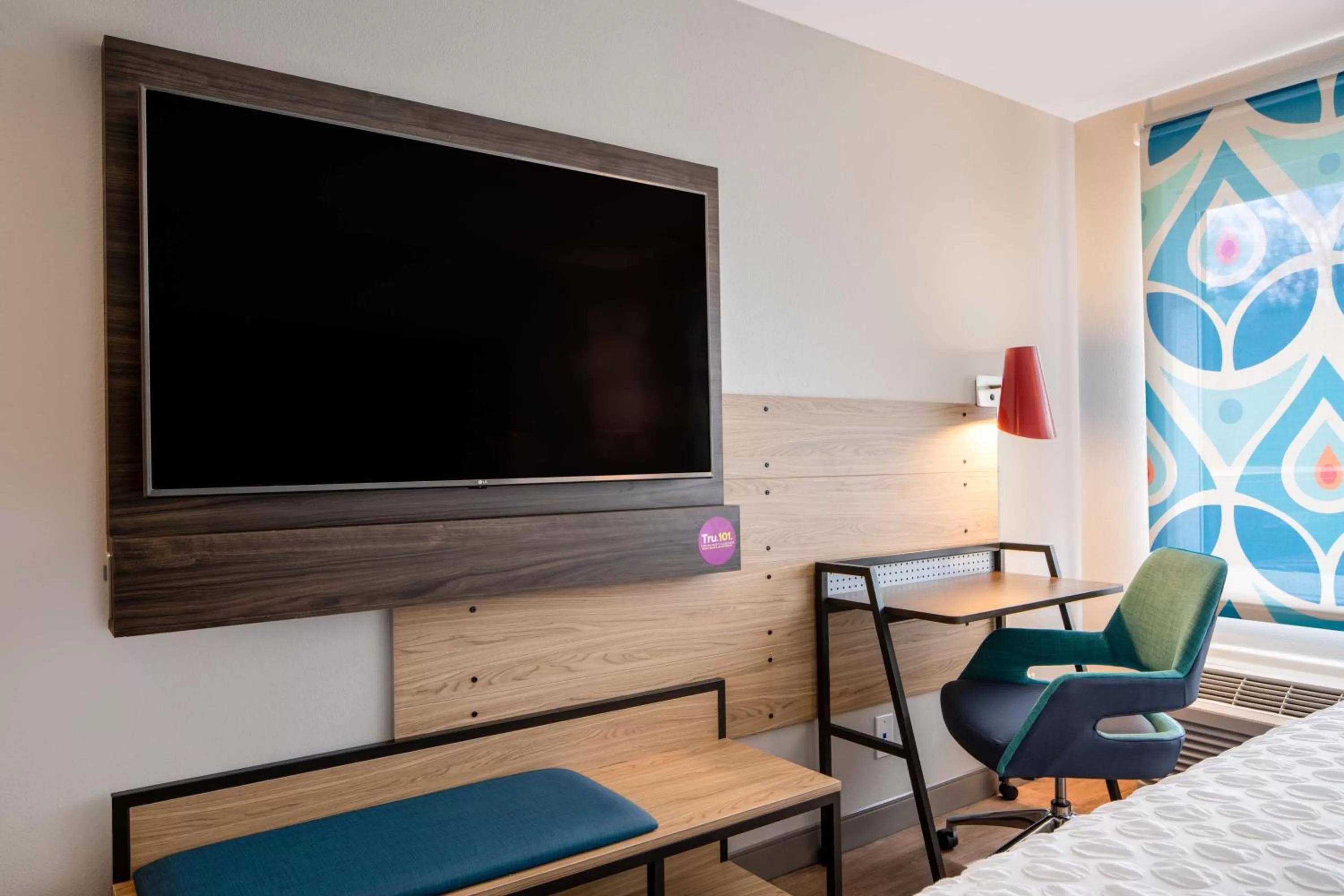 Bedroom, Bed in Tru By Hilton Rock Hill, SC