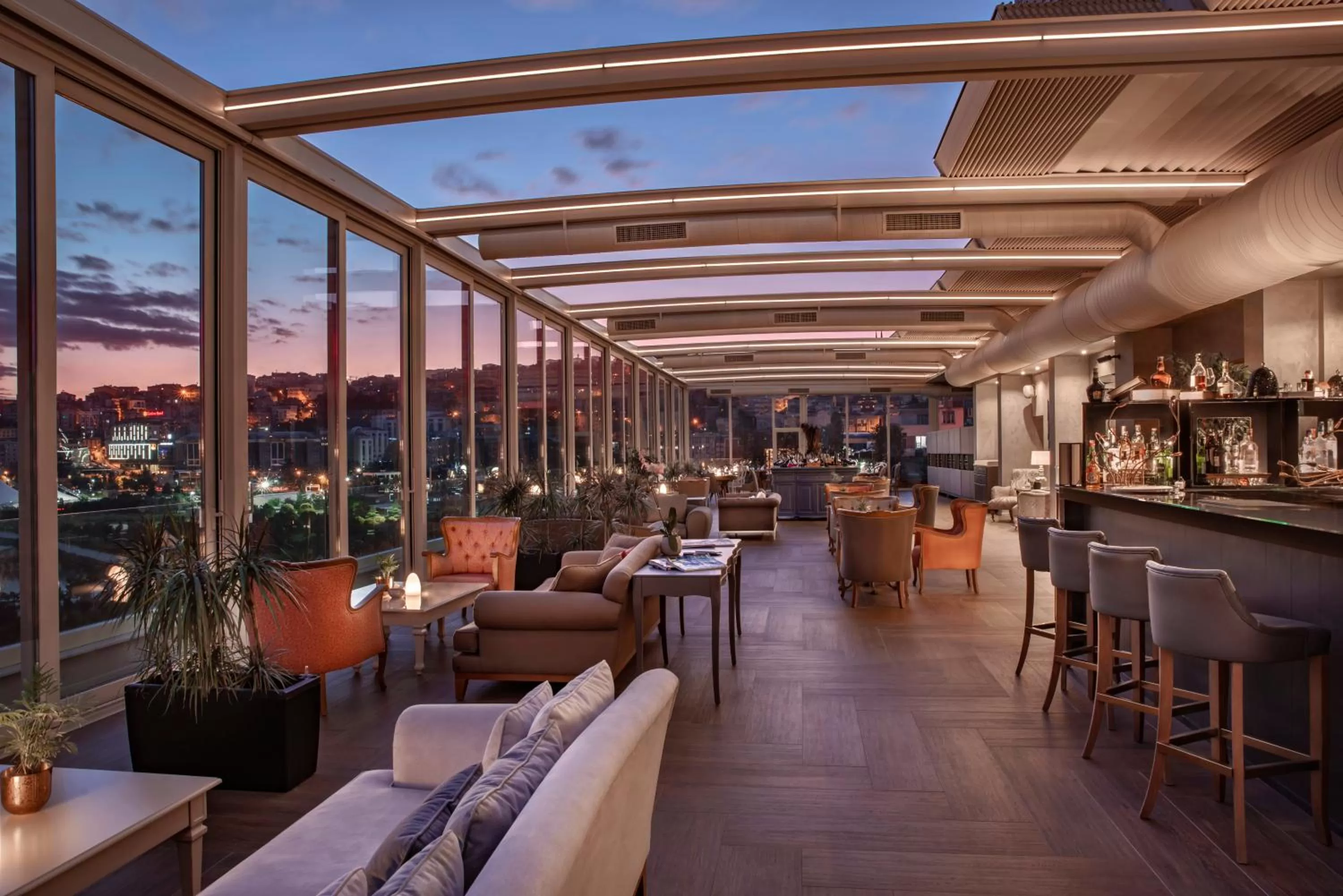 Restaurant/places to eat in Lazzoni Hotel