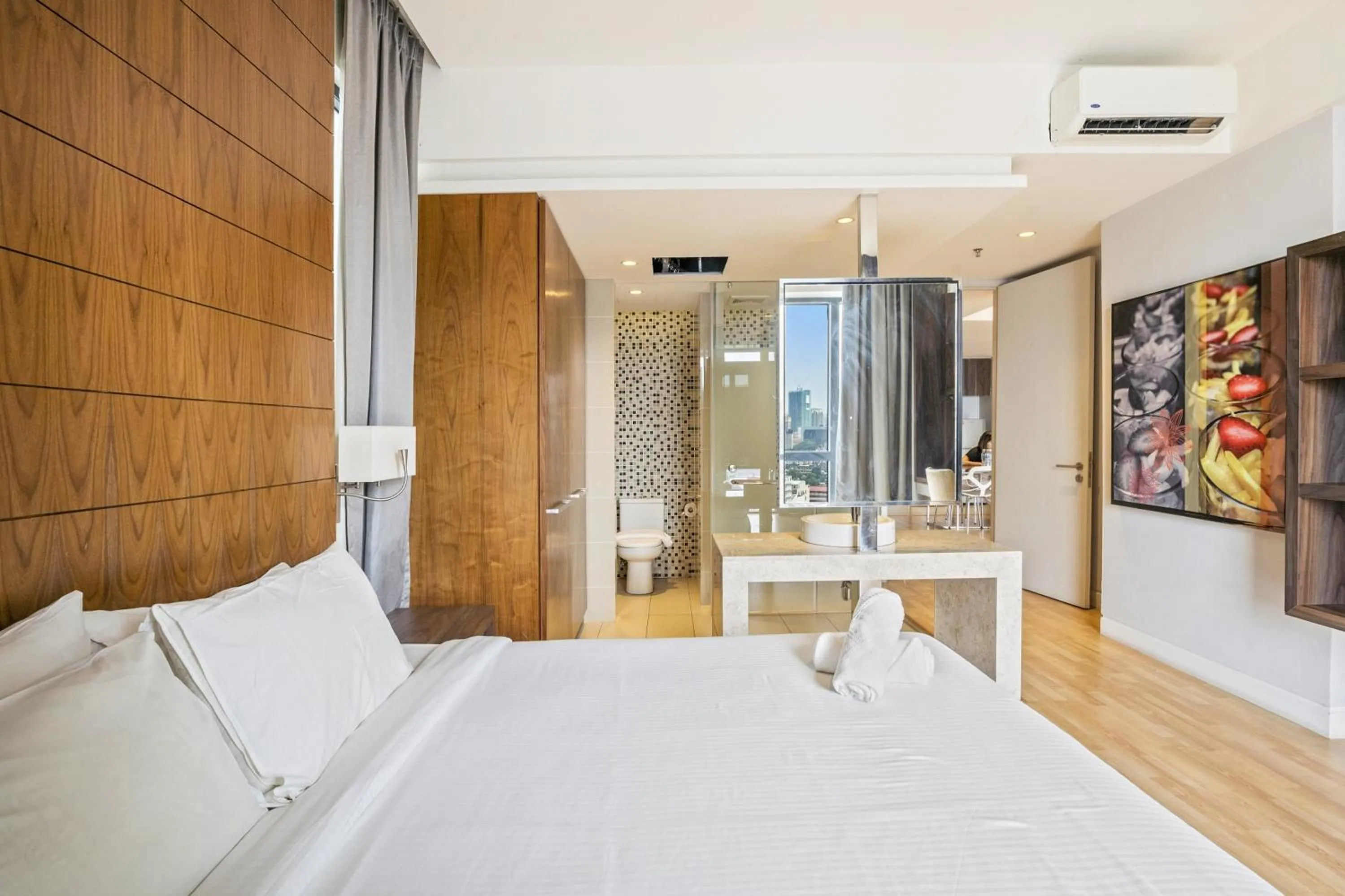 Bed in Greystone D' Majestic Place