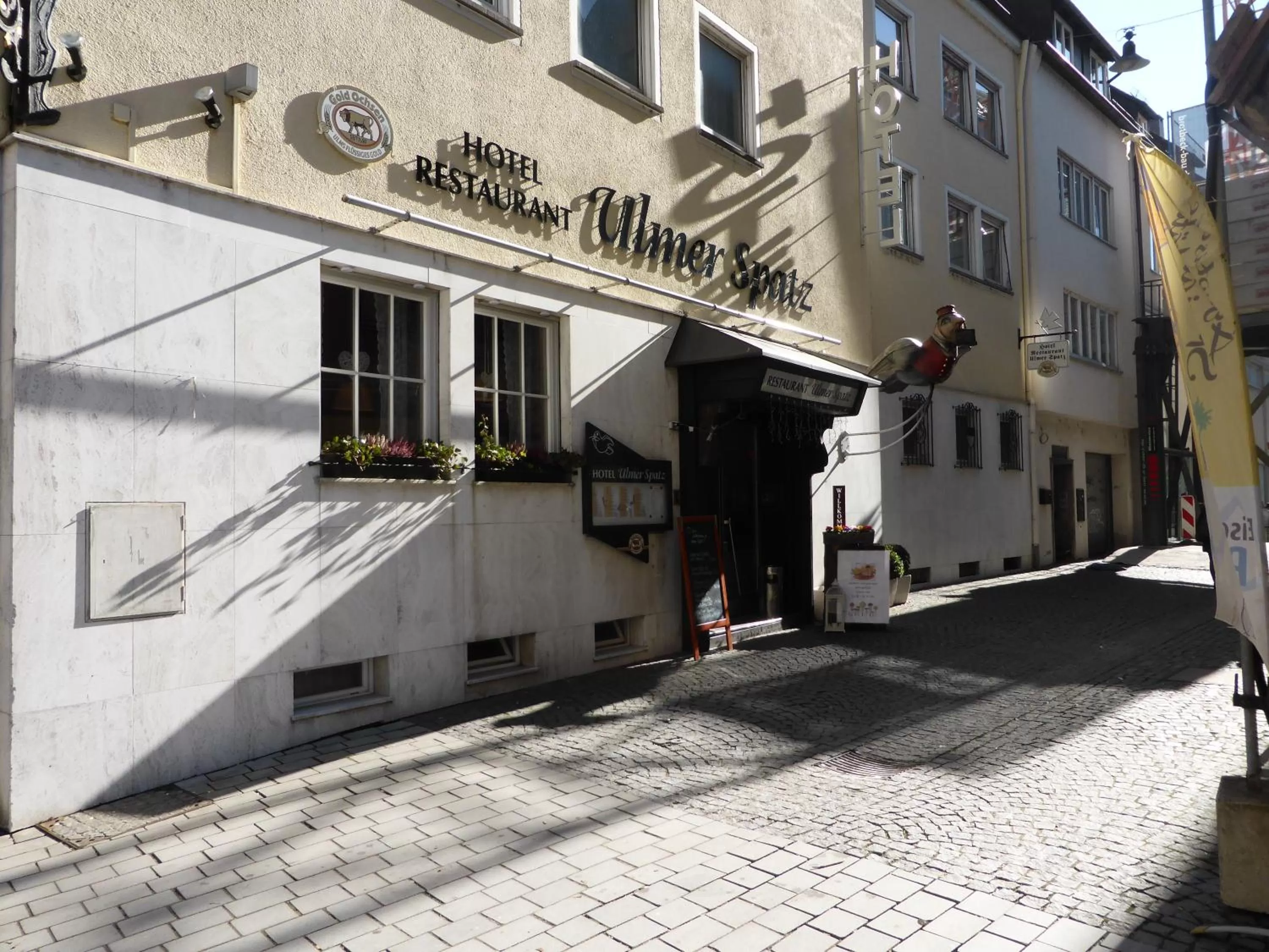 Facade/entrance in Hotel Ulmer Spatz