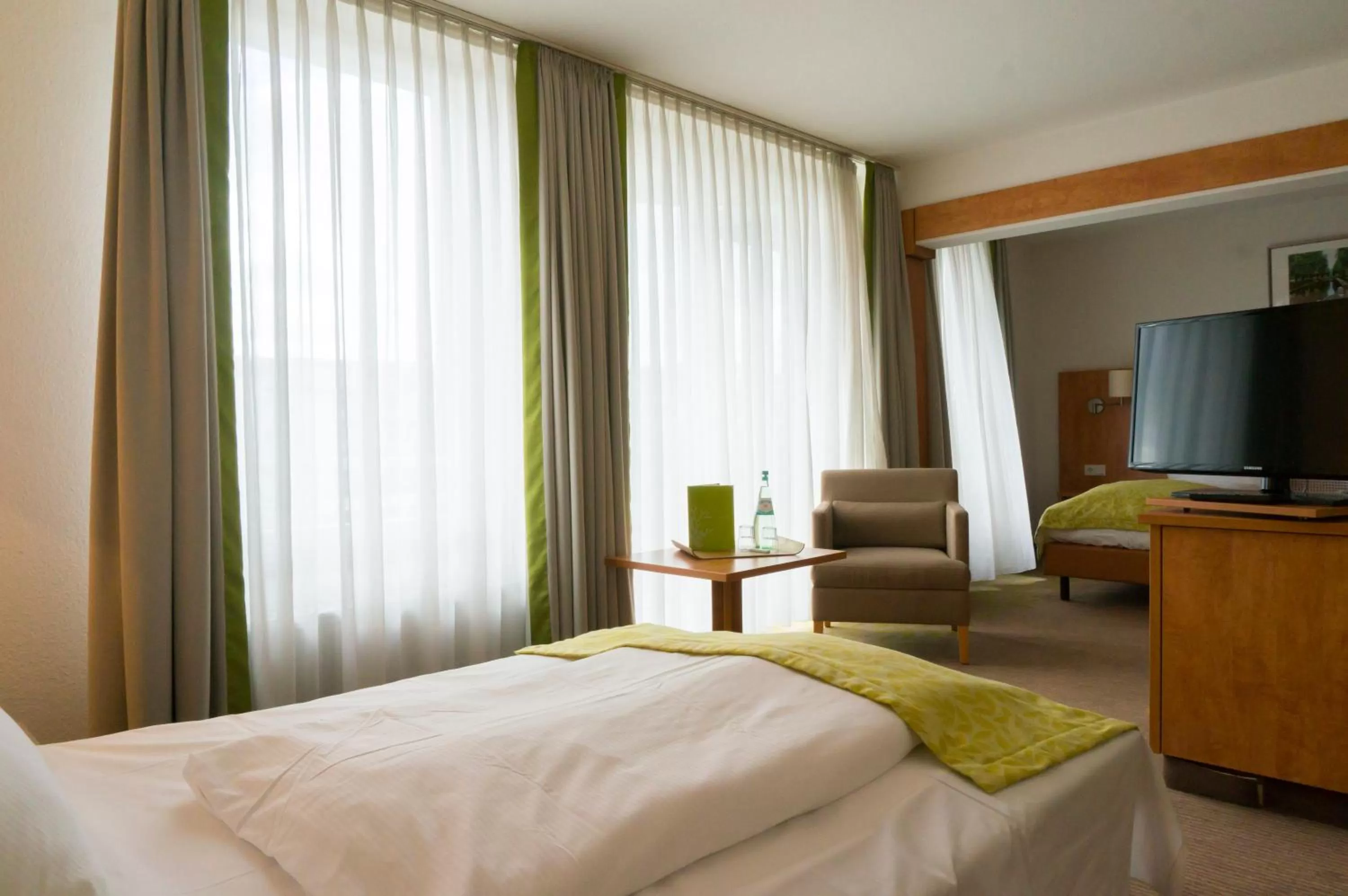 Photo of the whole room, Bed in Hotel Mingarden
