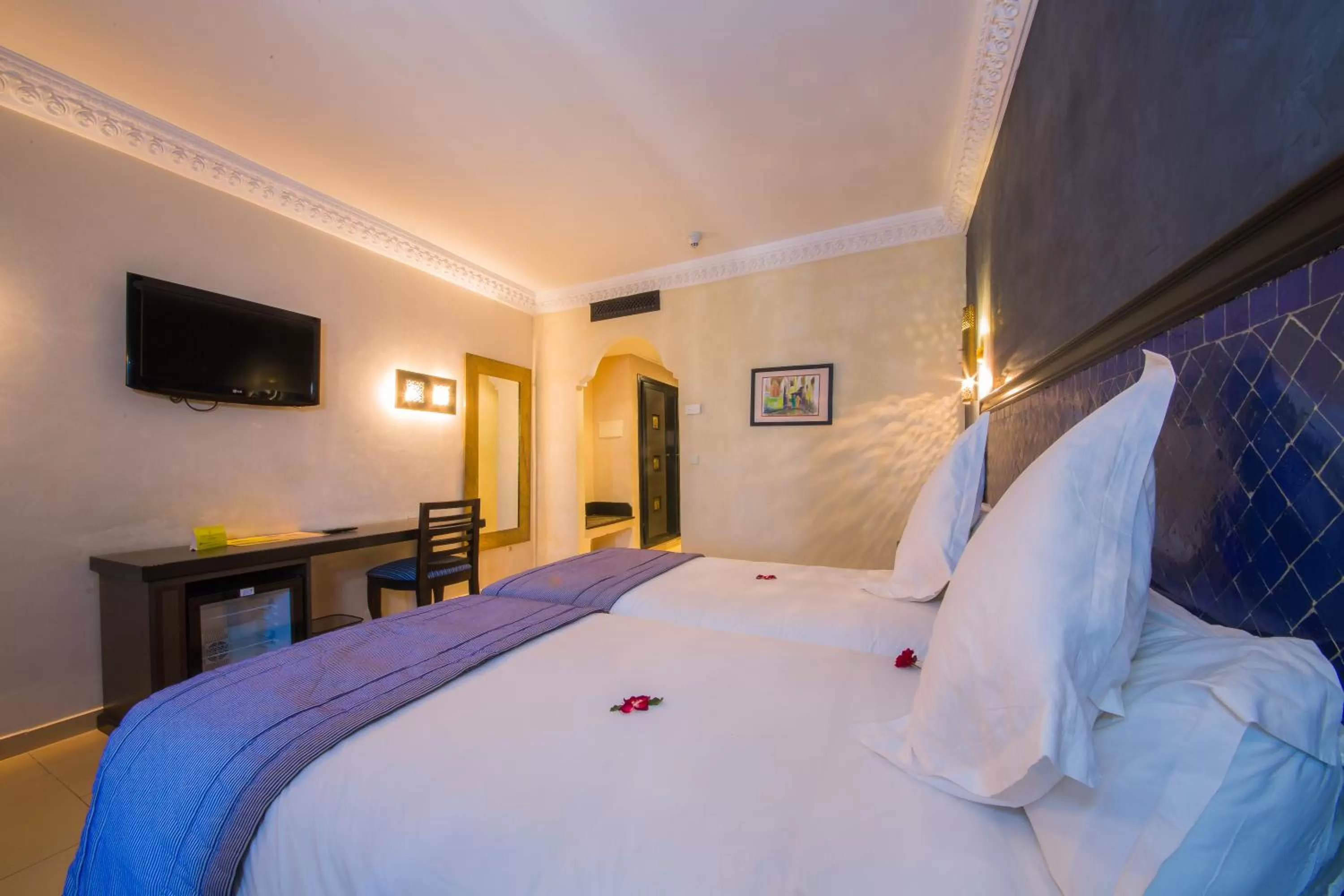 Garden view, Bed in Zalagh Kasbah Hotel & Spa