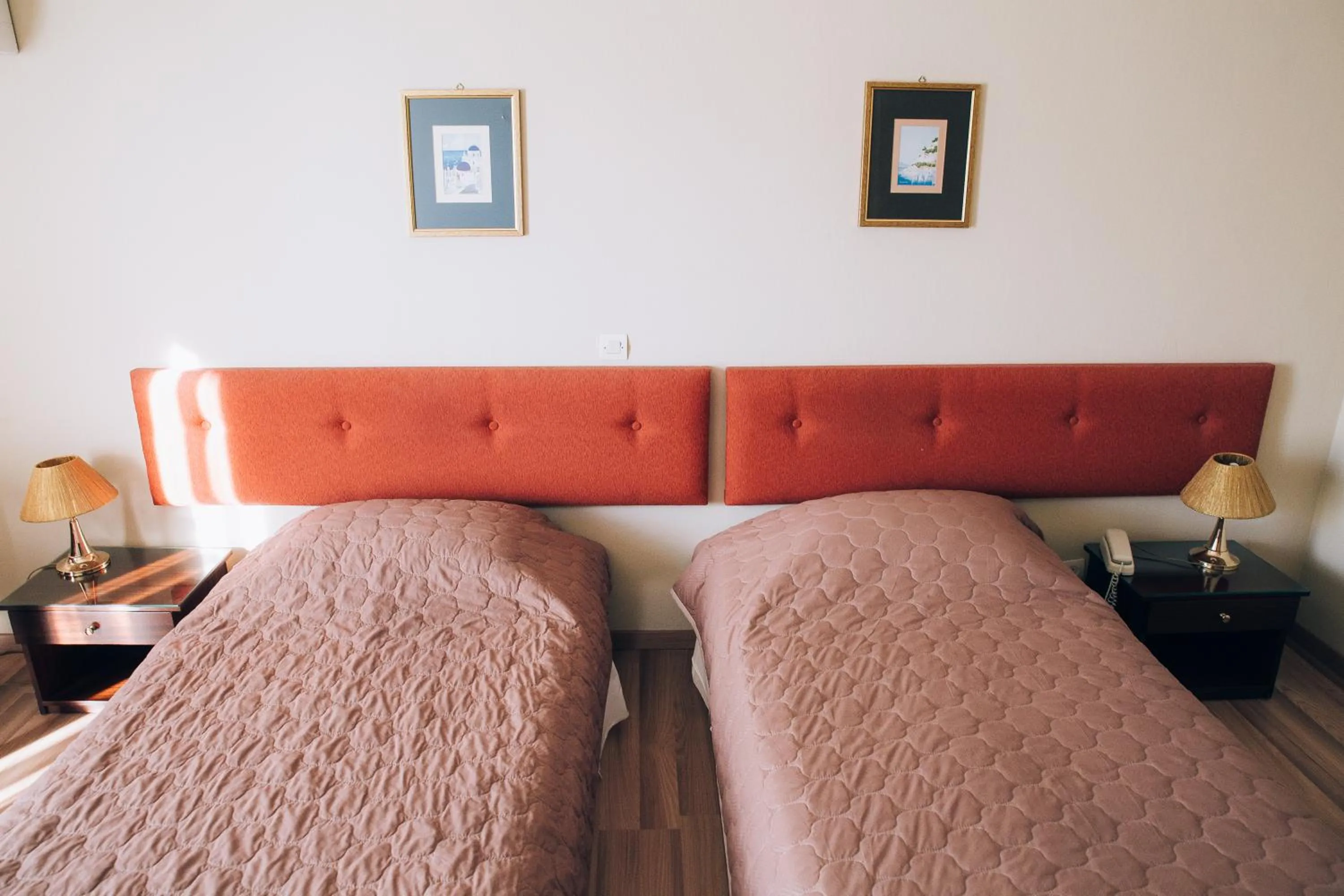 Bed in Tzaki hotel & restaurant Patras