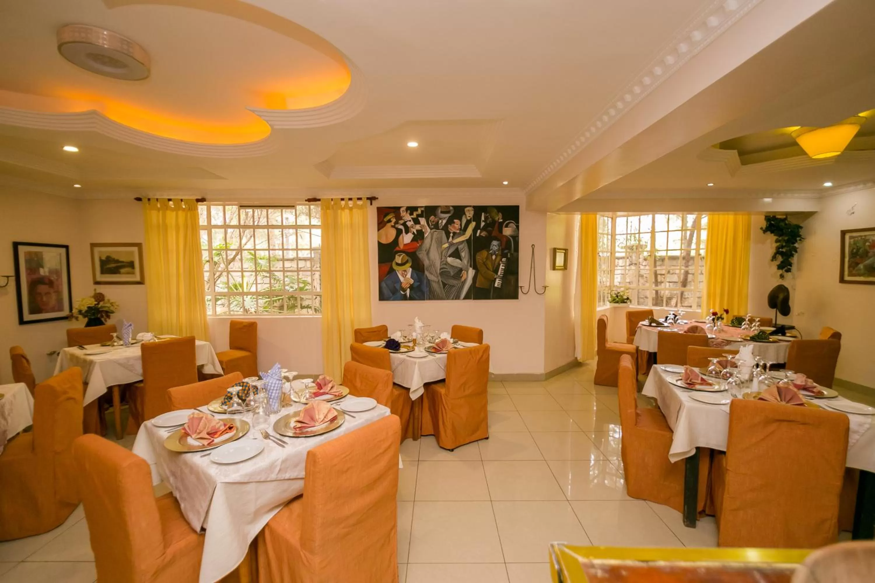 Restaurant/places to eat in Hotel Rudi