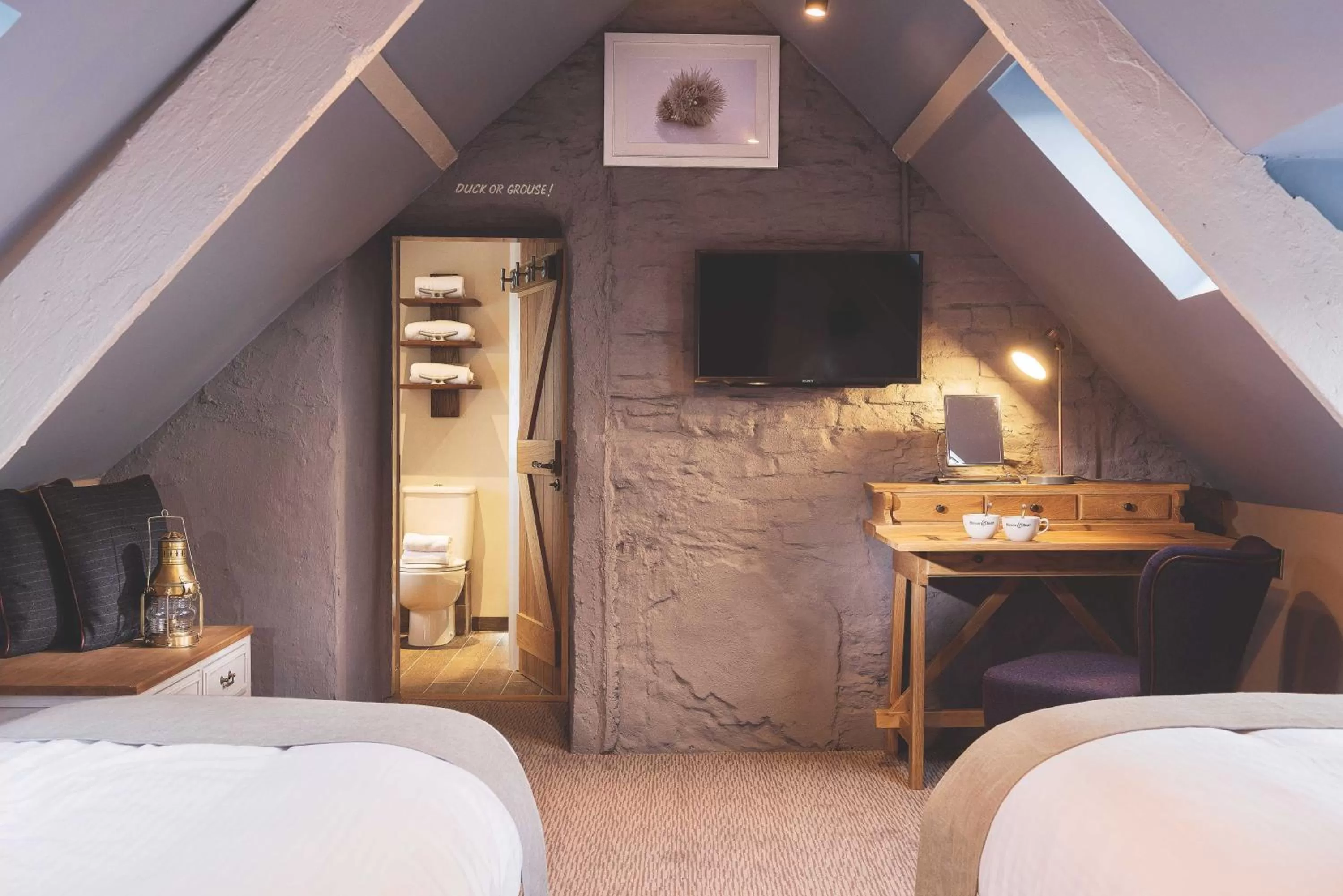 Photo of the whole room, Bed in Havener's