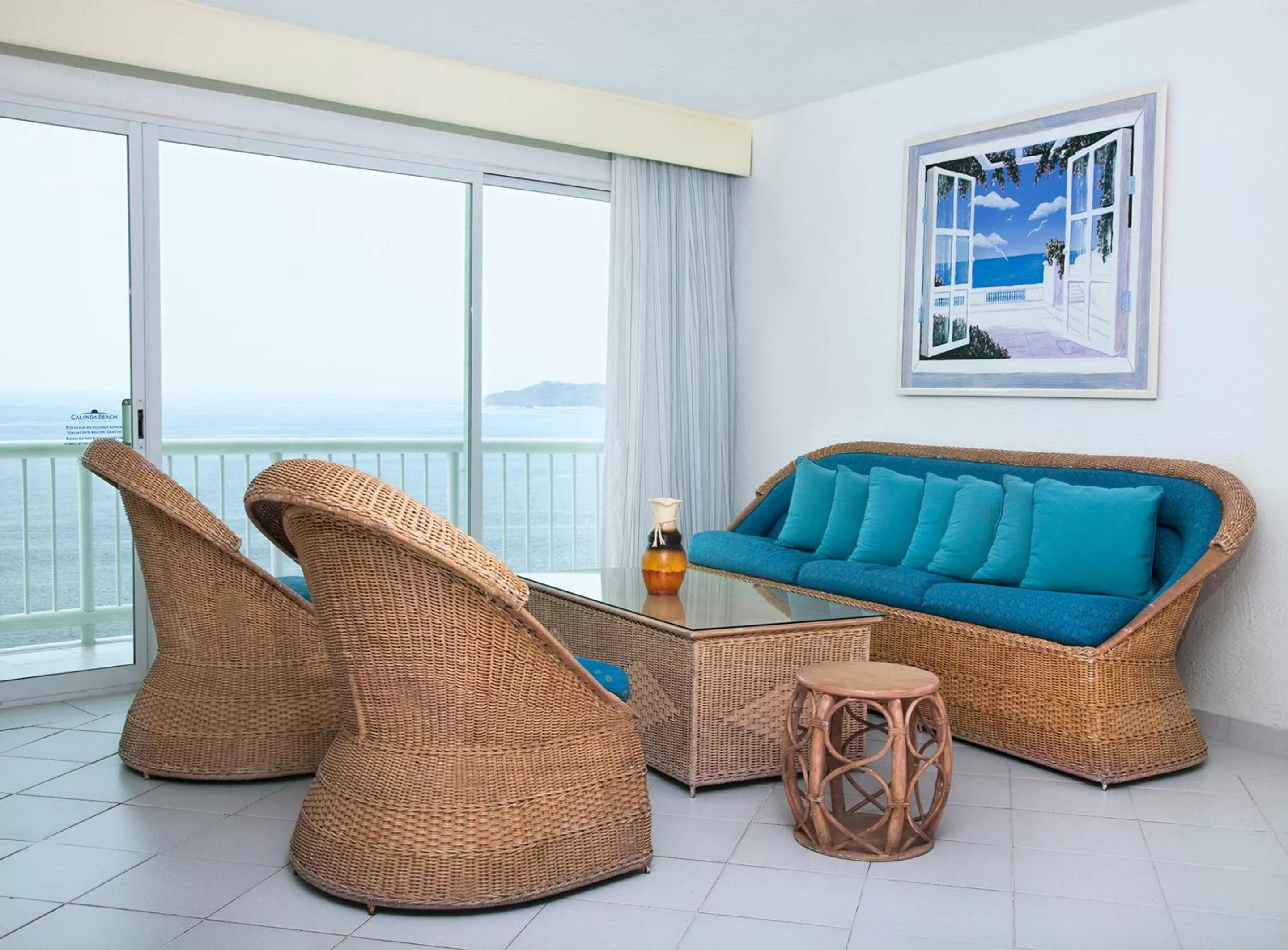 Seating Area in Calinda Beach Acapulco