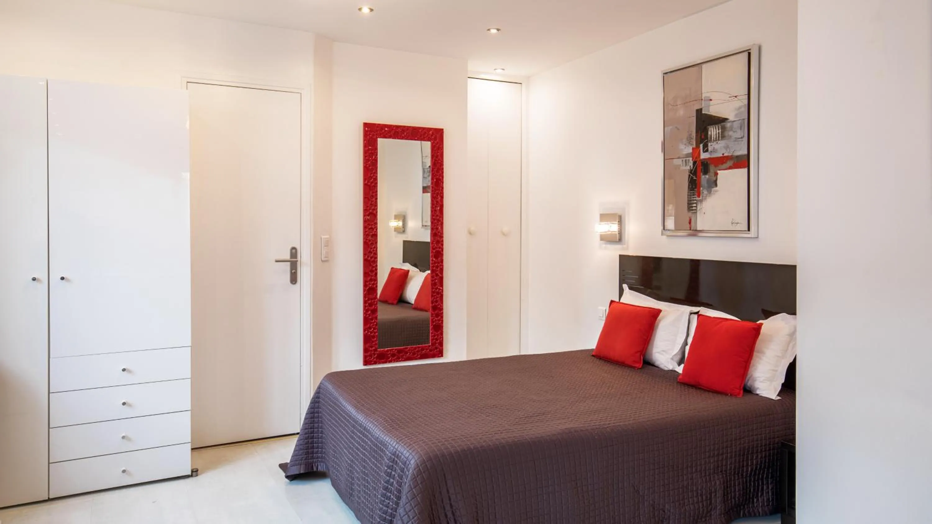 Bedroom, Bed in Hotel De L'Horloge