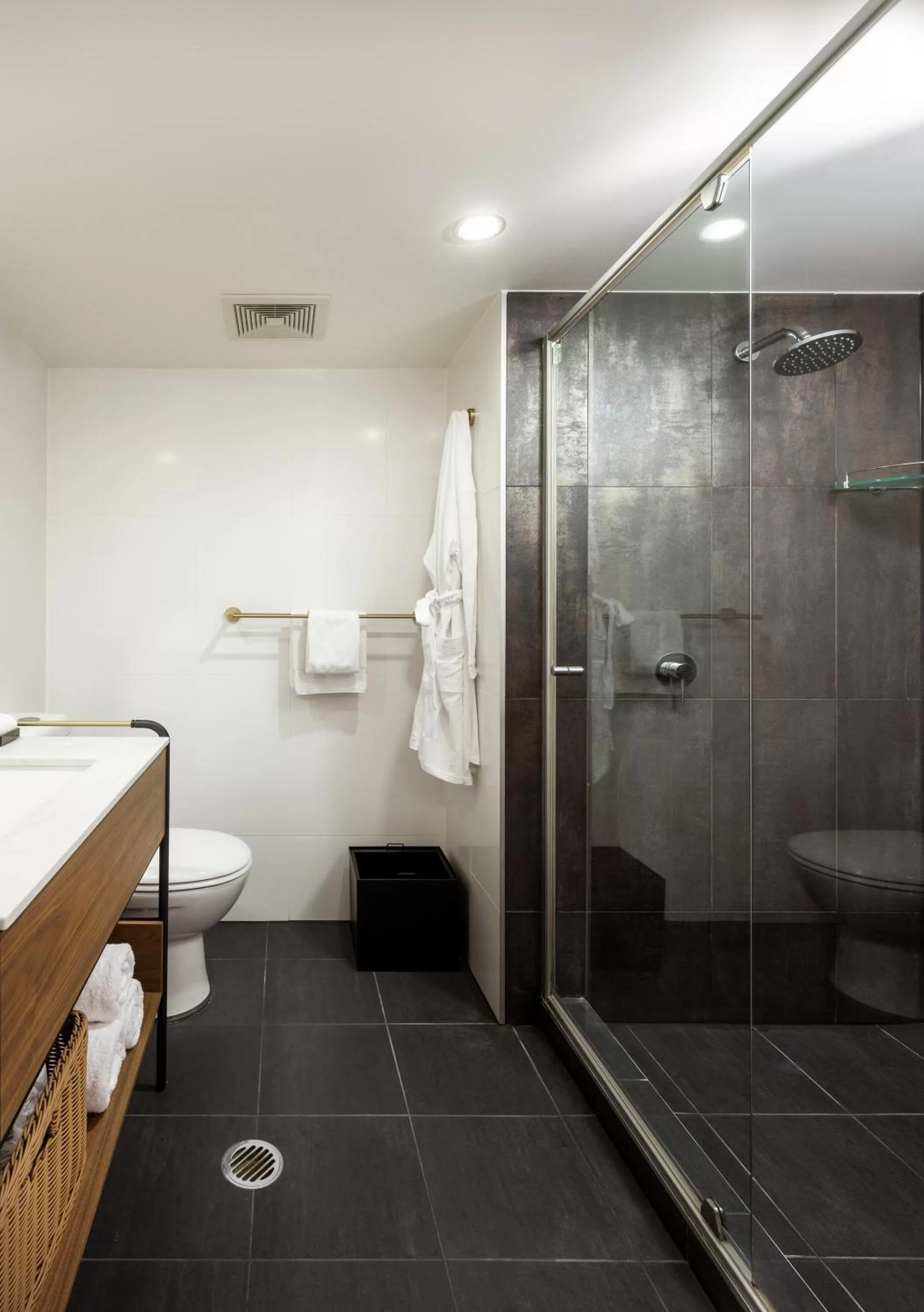 Bathroom in Mantra Terrace Brisbane