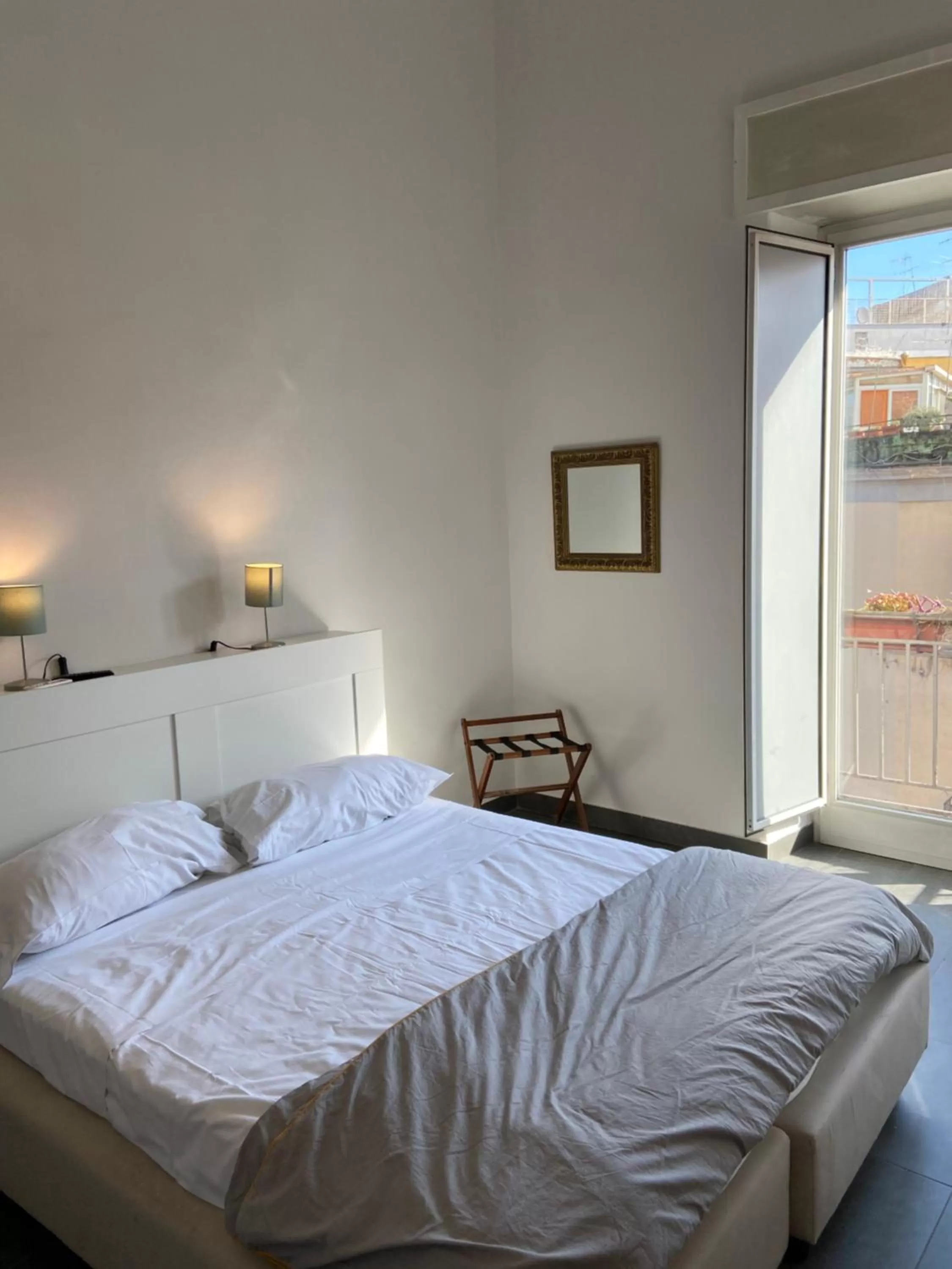 Bedroom, Bed in Jazz Hotel