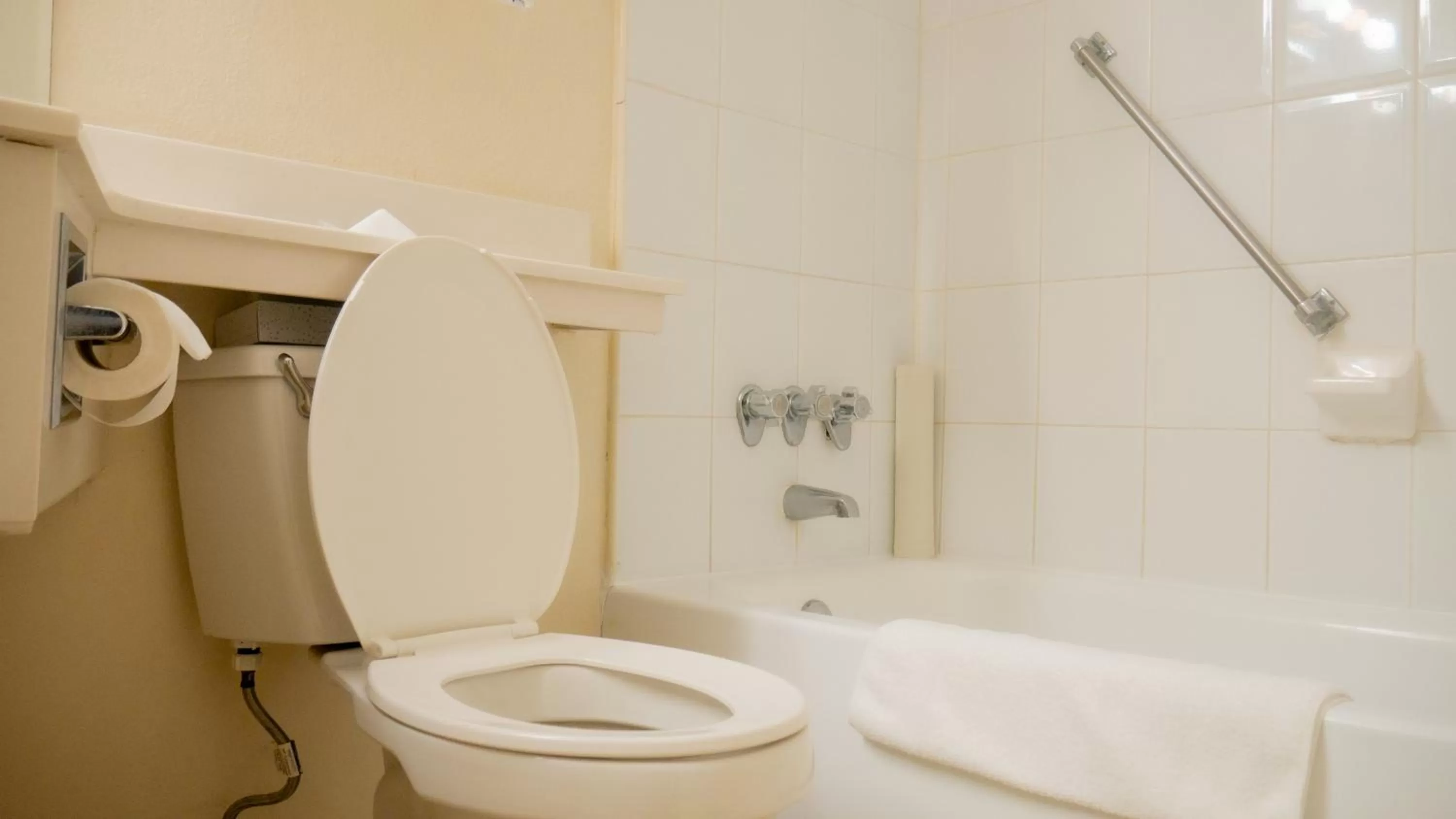 Ramada Plaza by Wyndham Marco Polo Beach Resort