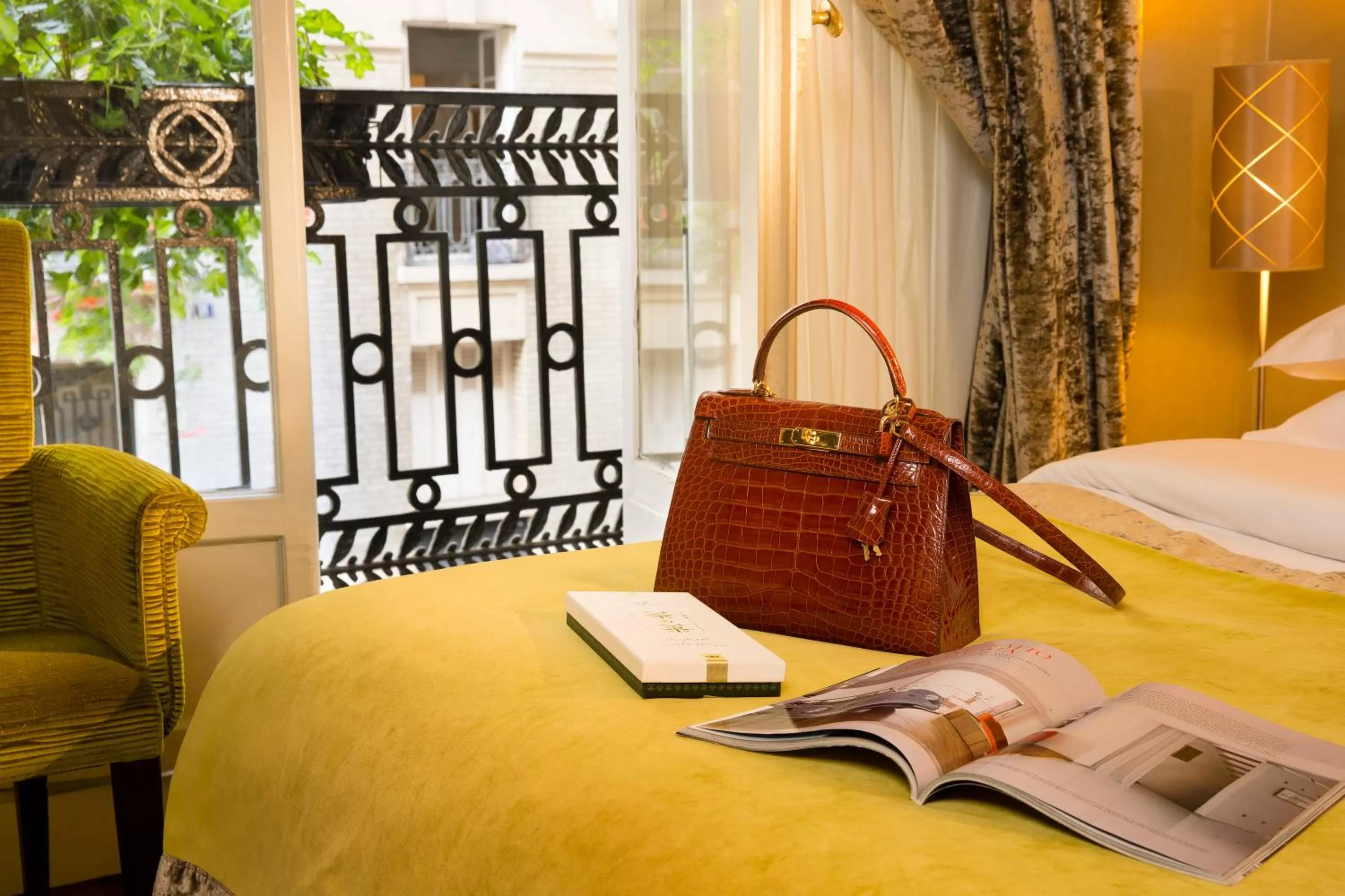 Bed in Hotel Ares Eiffel