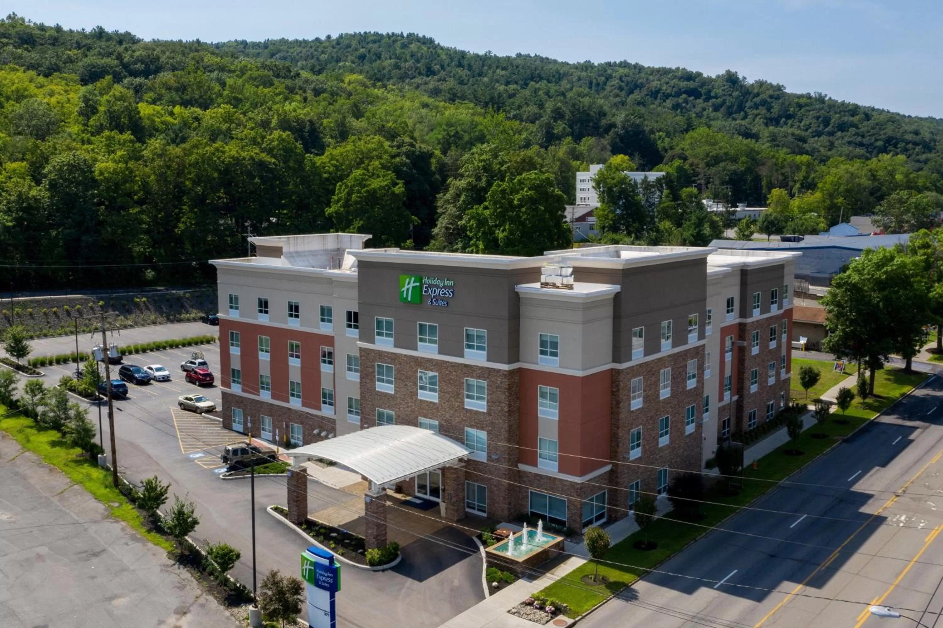 Property building in Holiday Inn Express & Suites Ithaca by IHG