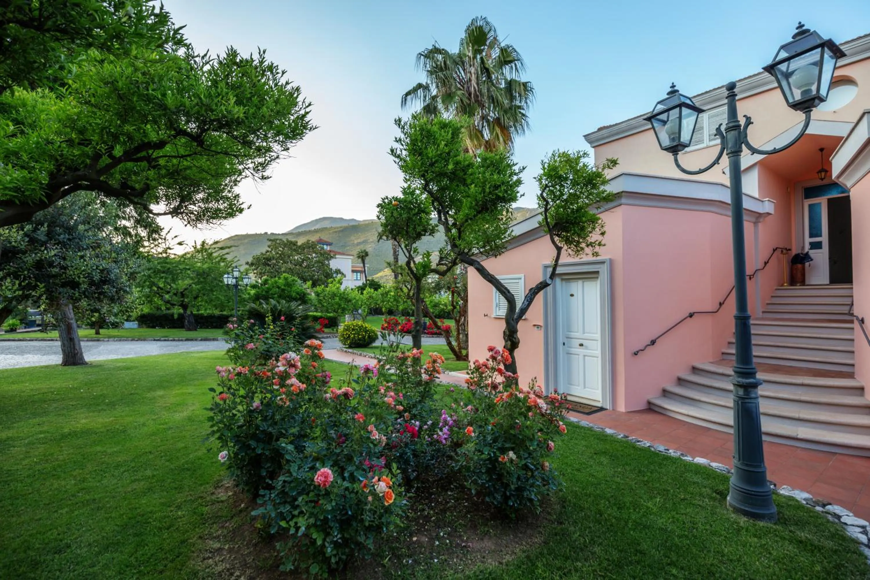 Property building in Villa Irlanda Grand Hotel