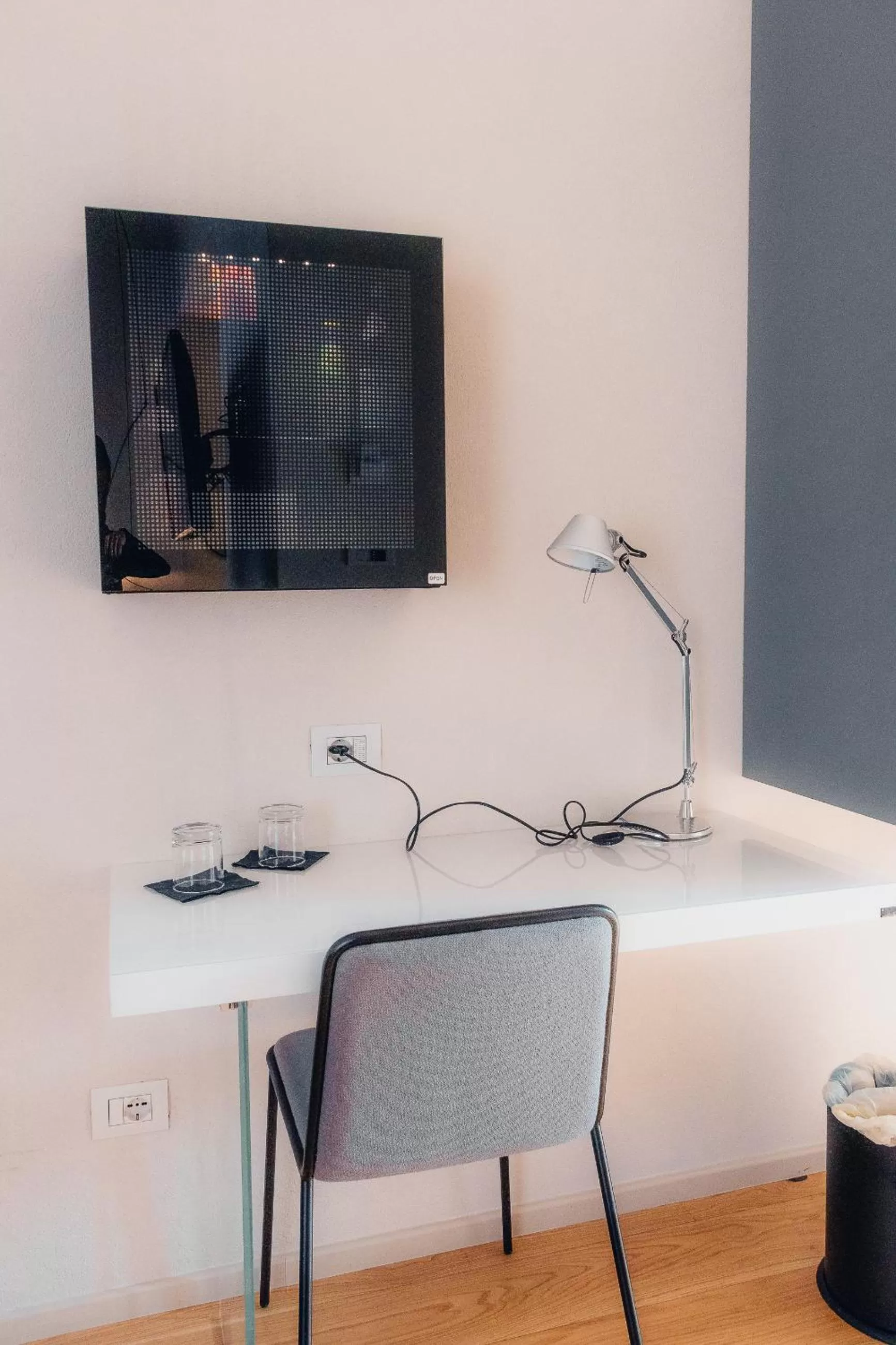 TV and multimedia in Albergo Centrale