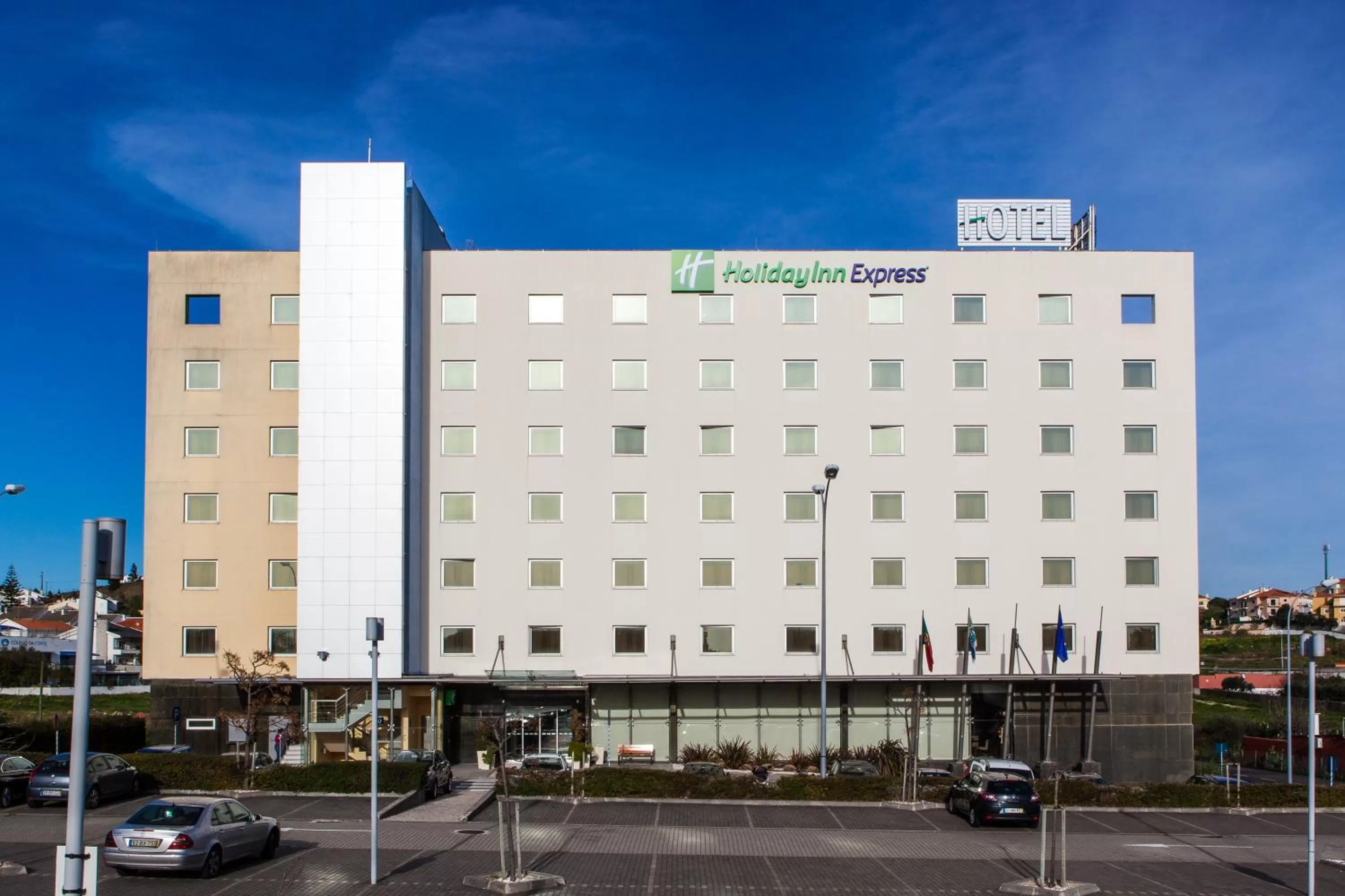 Facade/entrance in Holiday Inn Express Lisbon-Oeiras by IHG