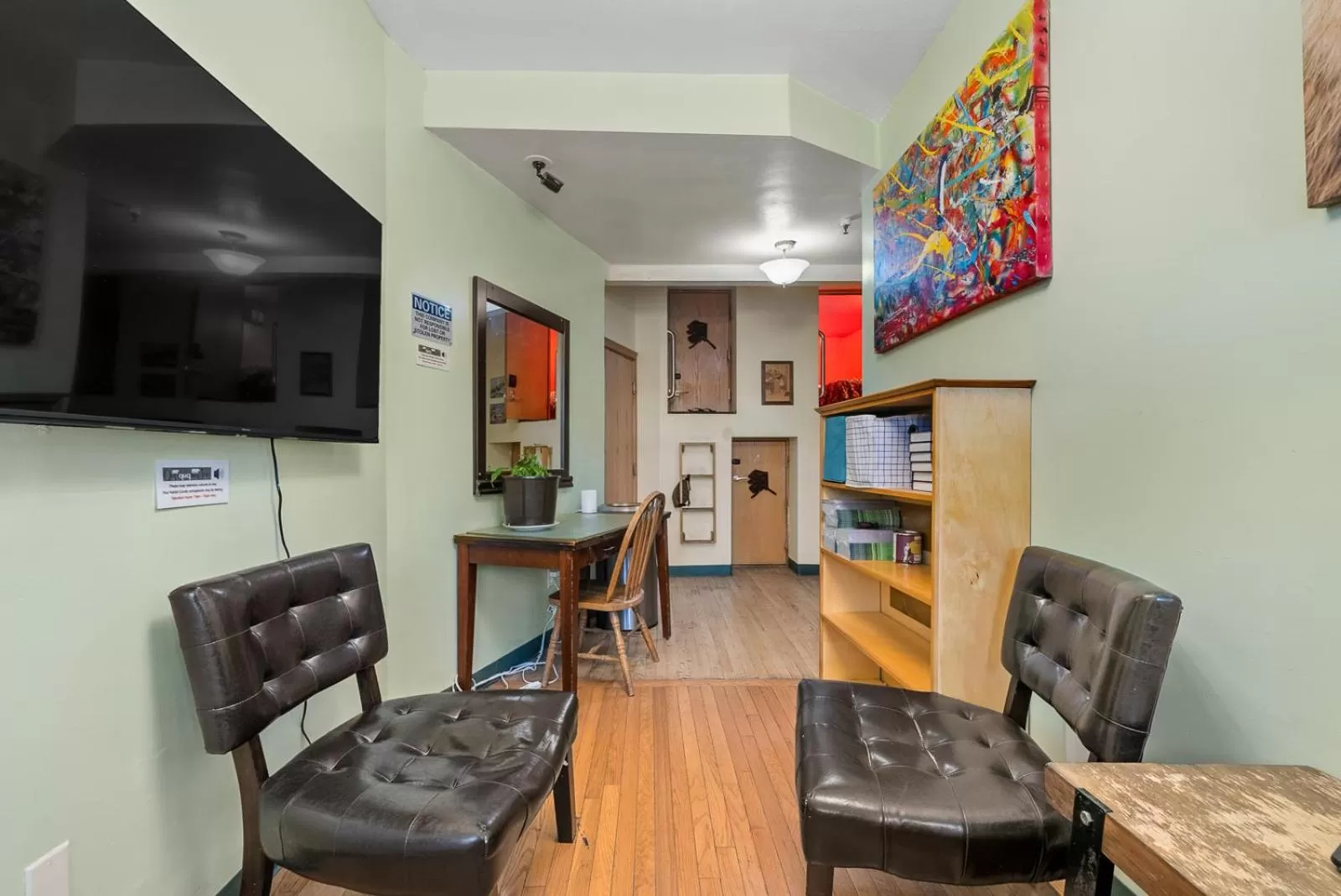 Bedroom in Qupqugiaq Inn