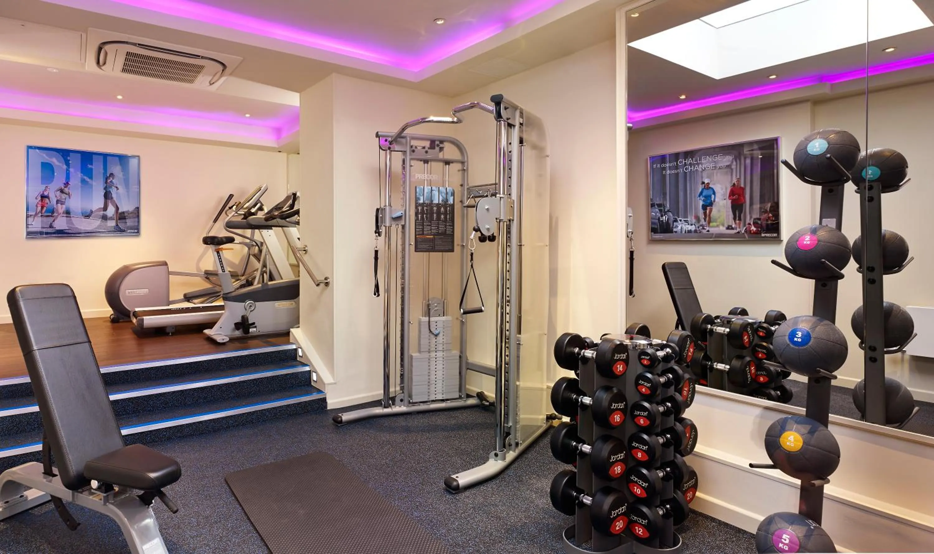 Fitness centre/facilities in Blakemore Hyde Park