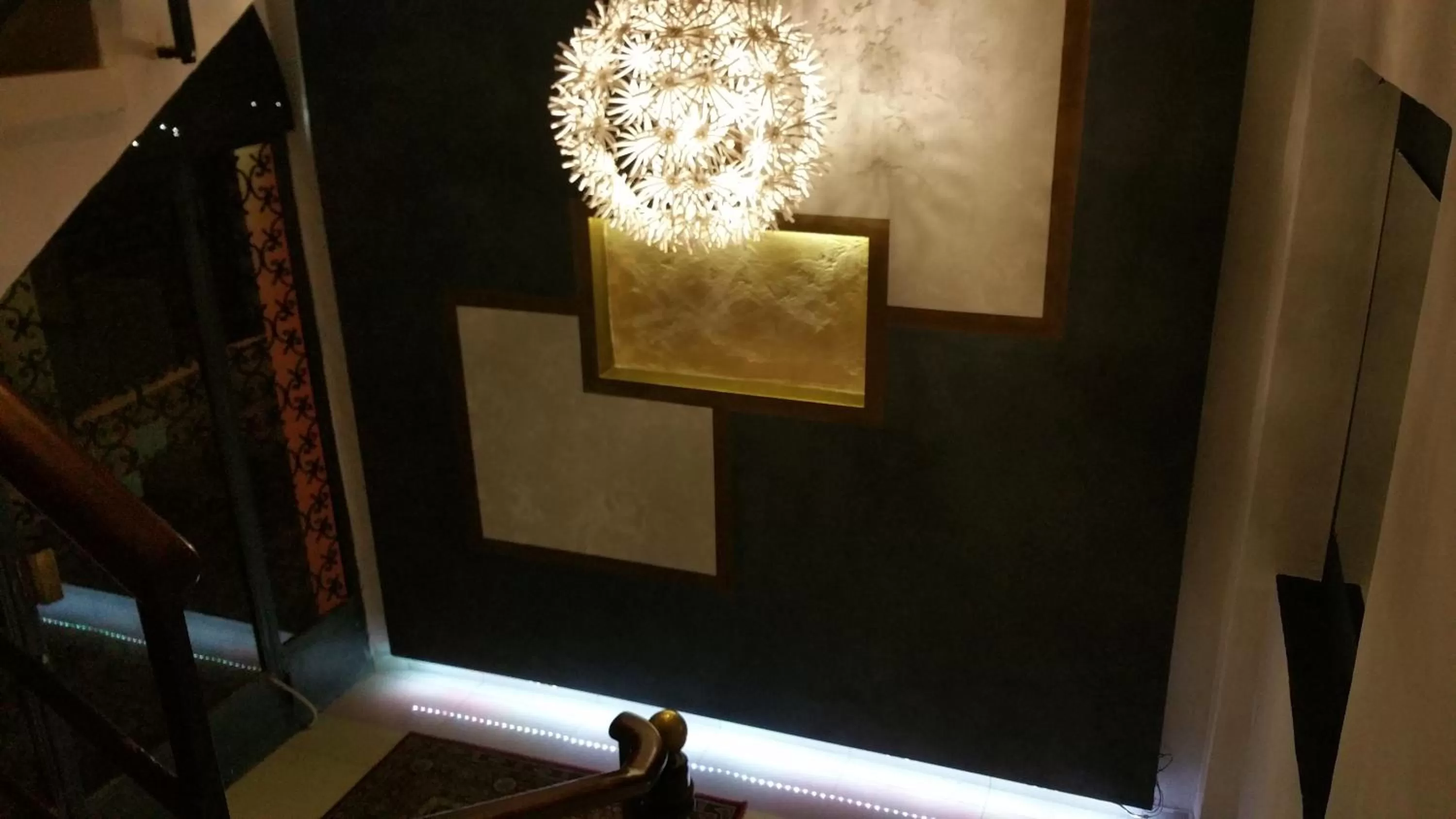 Decorative detail in Albergo la Svolta