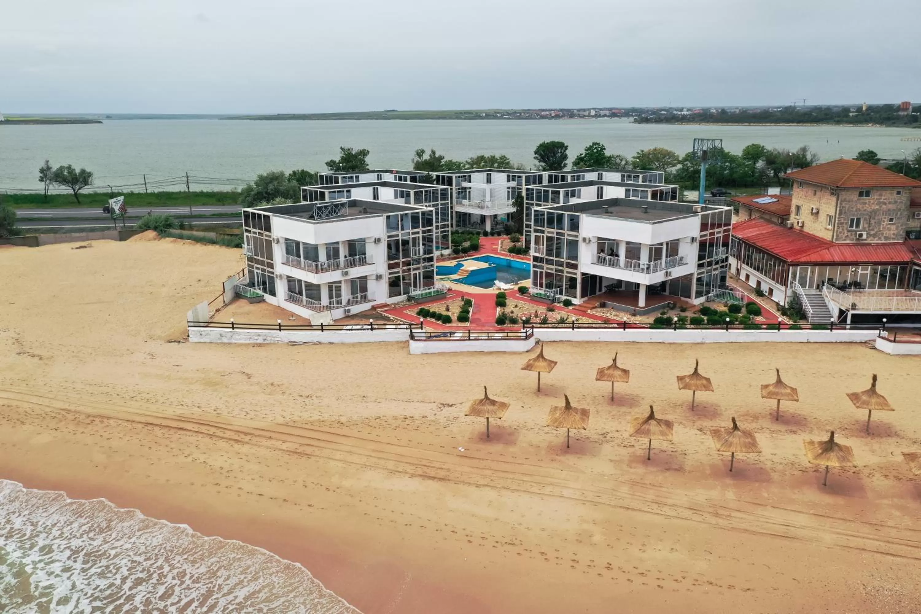 Bird's eye view, Bird's-eye View in Avenue Palm Eforie - Avenue Hotels