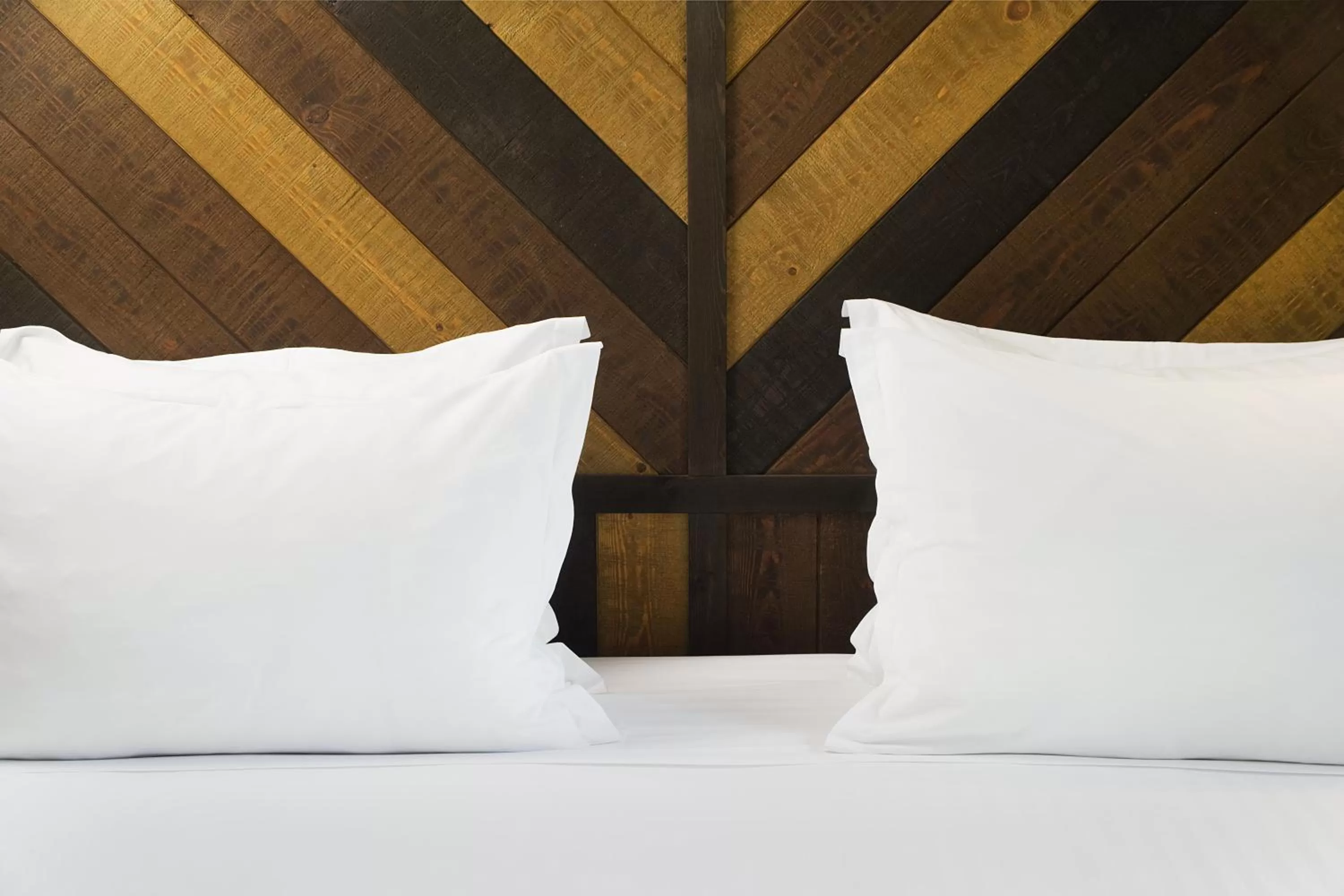 Decorative detail, Bed in Praktik Vinoteca