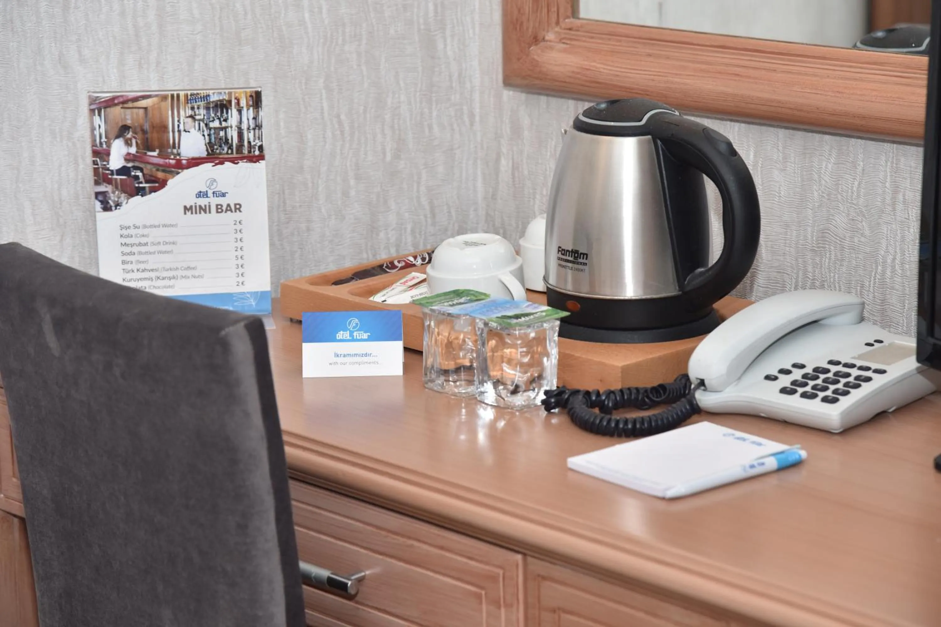 Coffee/tea facilities in Fuar Hotel