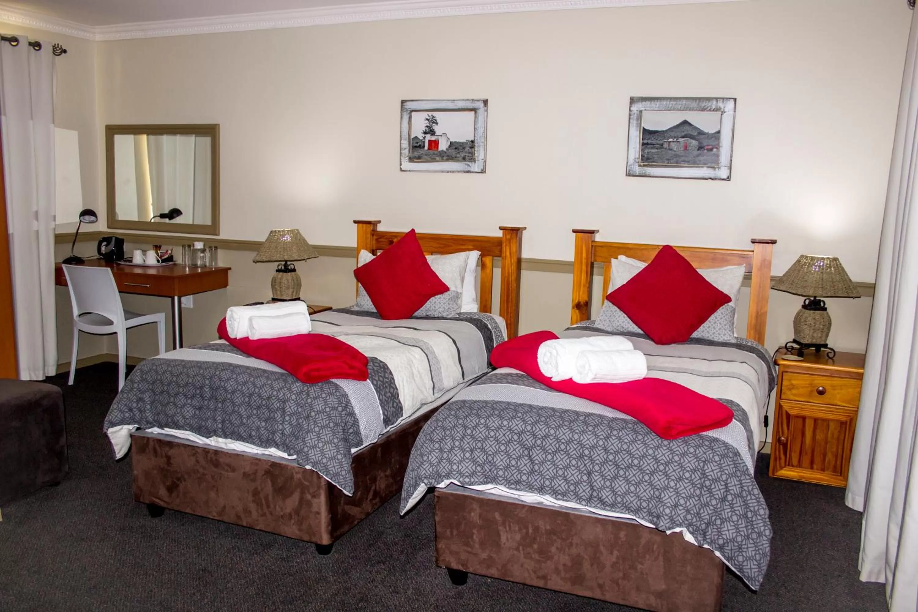 Bedroom, Bed in Victoria Heights B&B