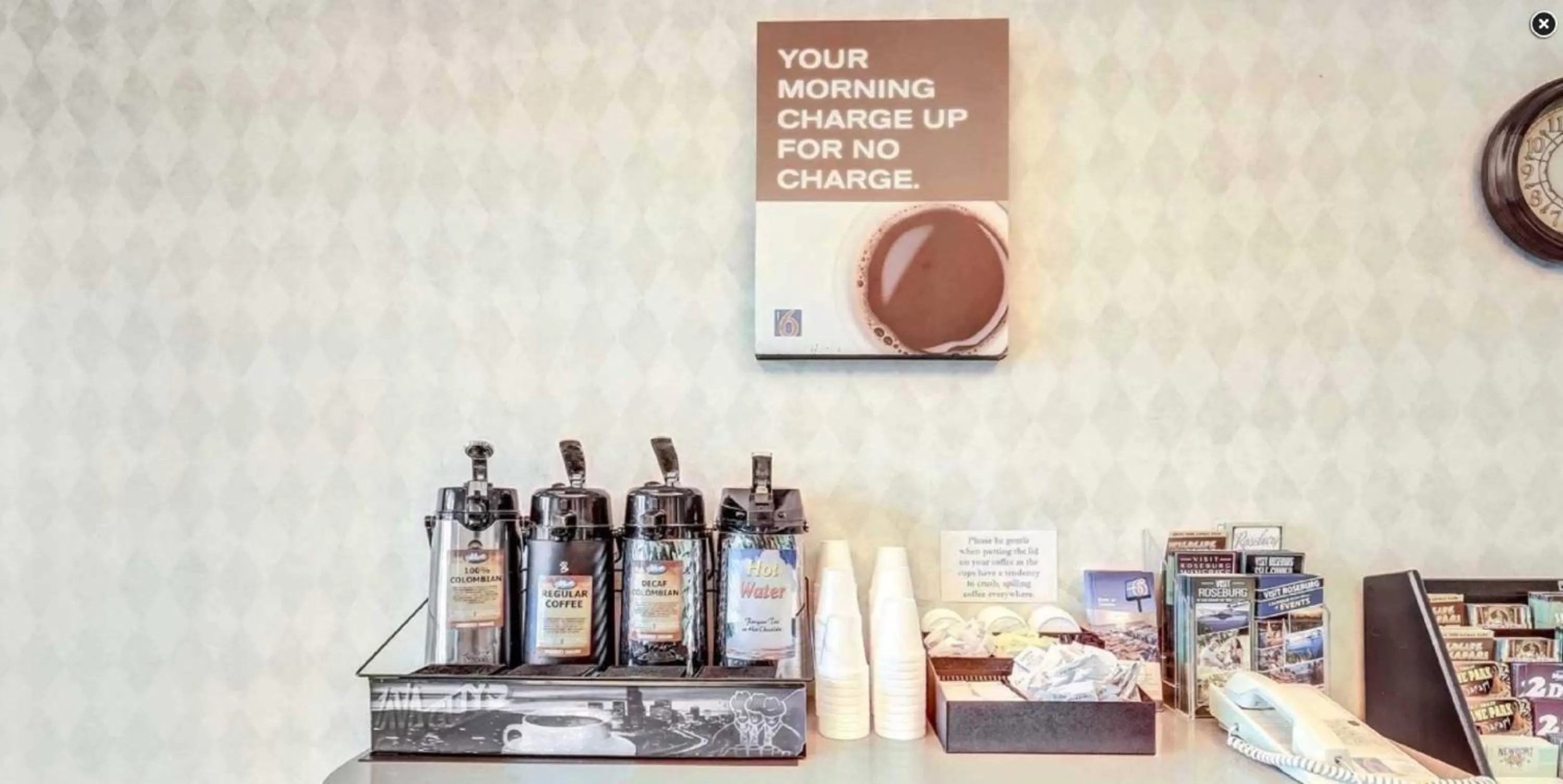 Coffee/tea facilities in Motel 6-Roseburg, OR