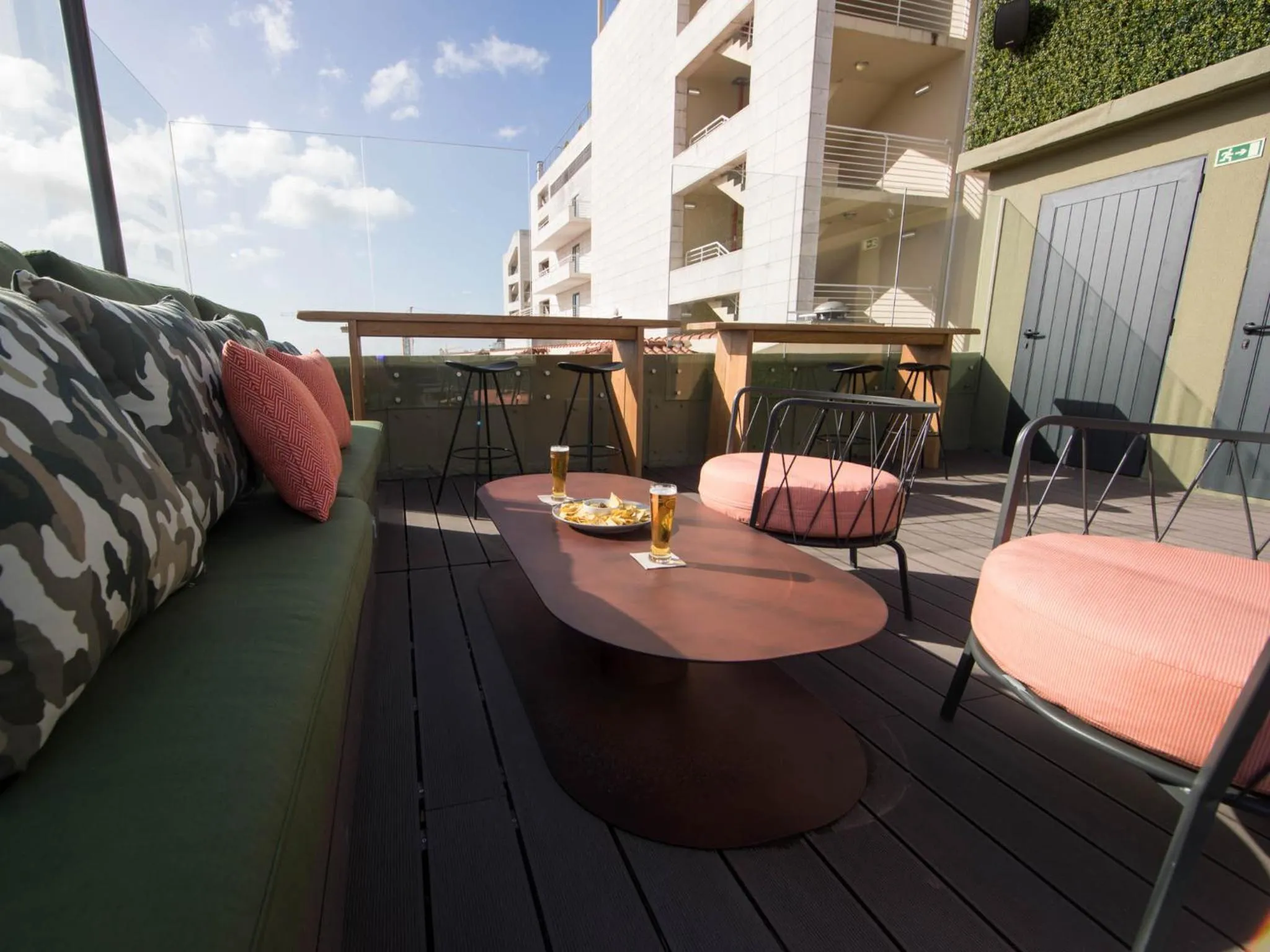 Balcony/Terrace in room00 Lisboa Hostel