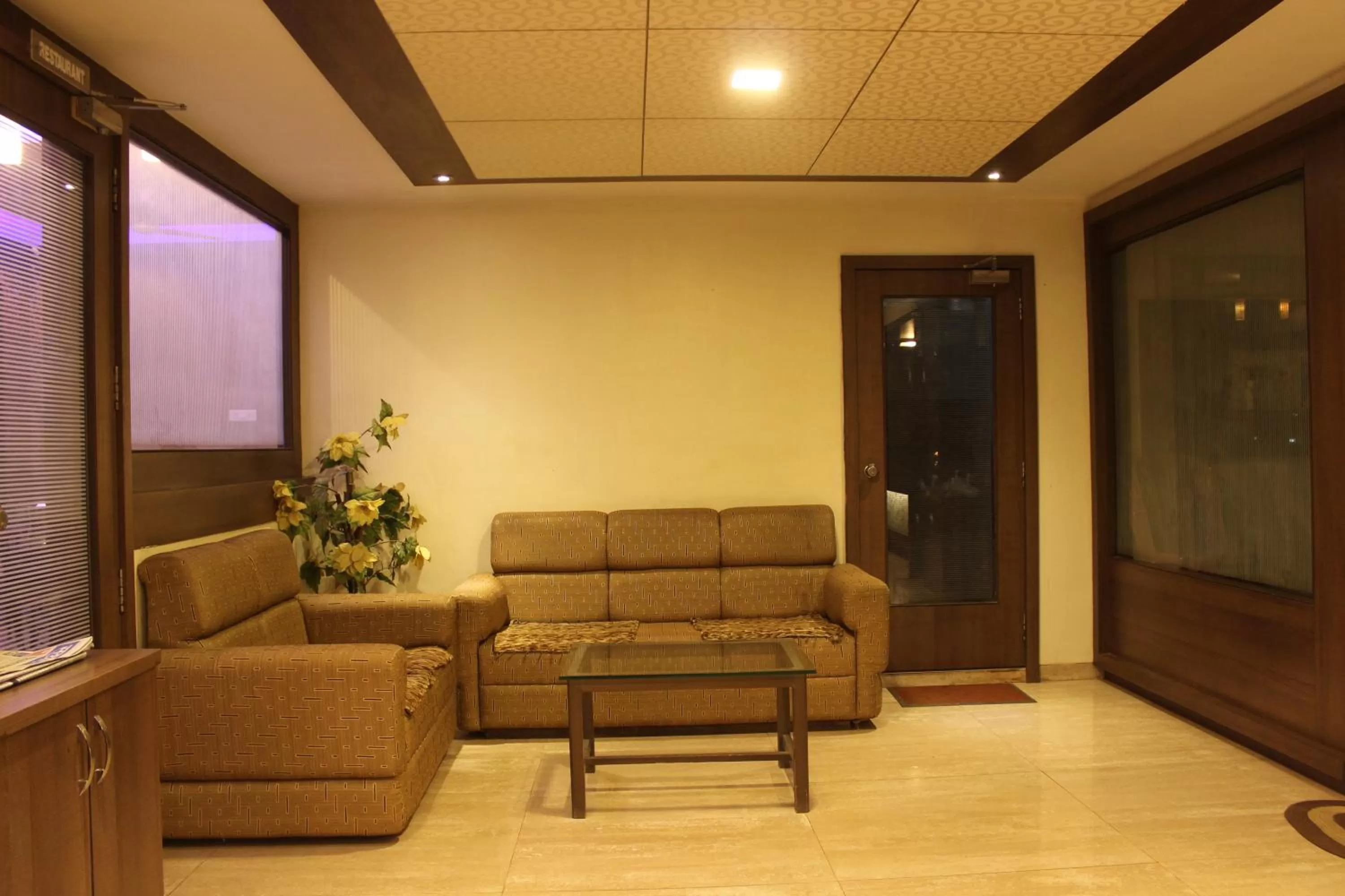 Seating area in Hotel Laxmibai Palace- Only 300 miter from Sai Baba Temple!!!!