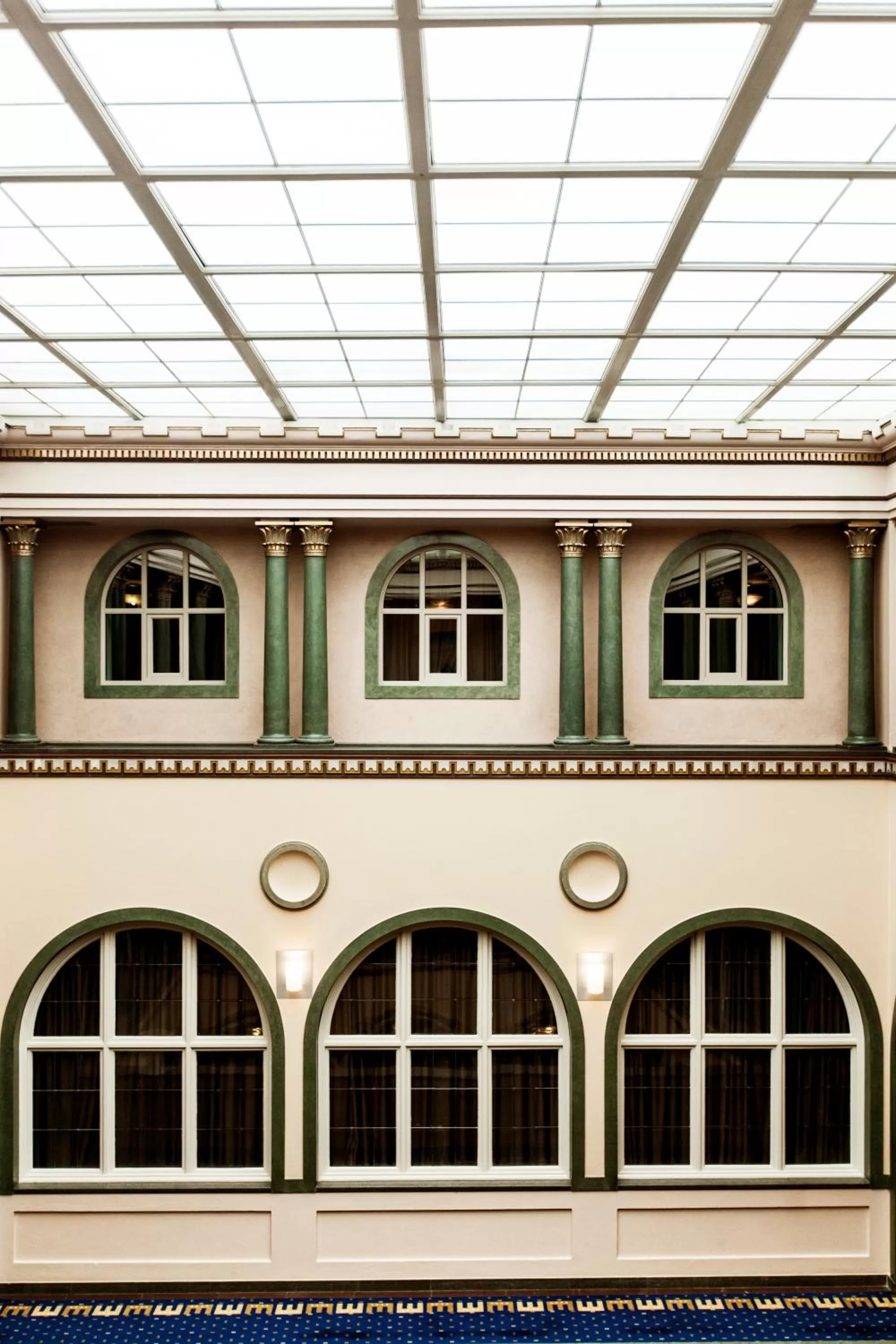 Decorative detail in Elite Plaza Hotel