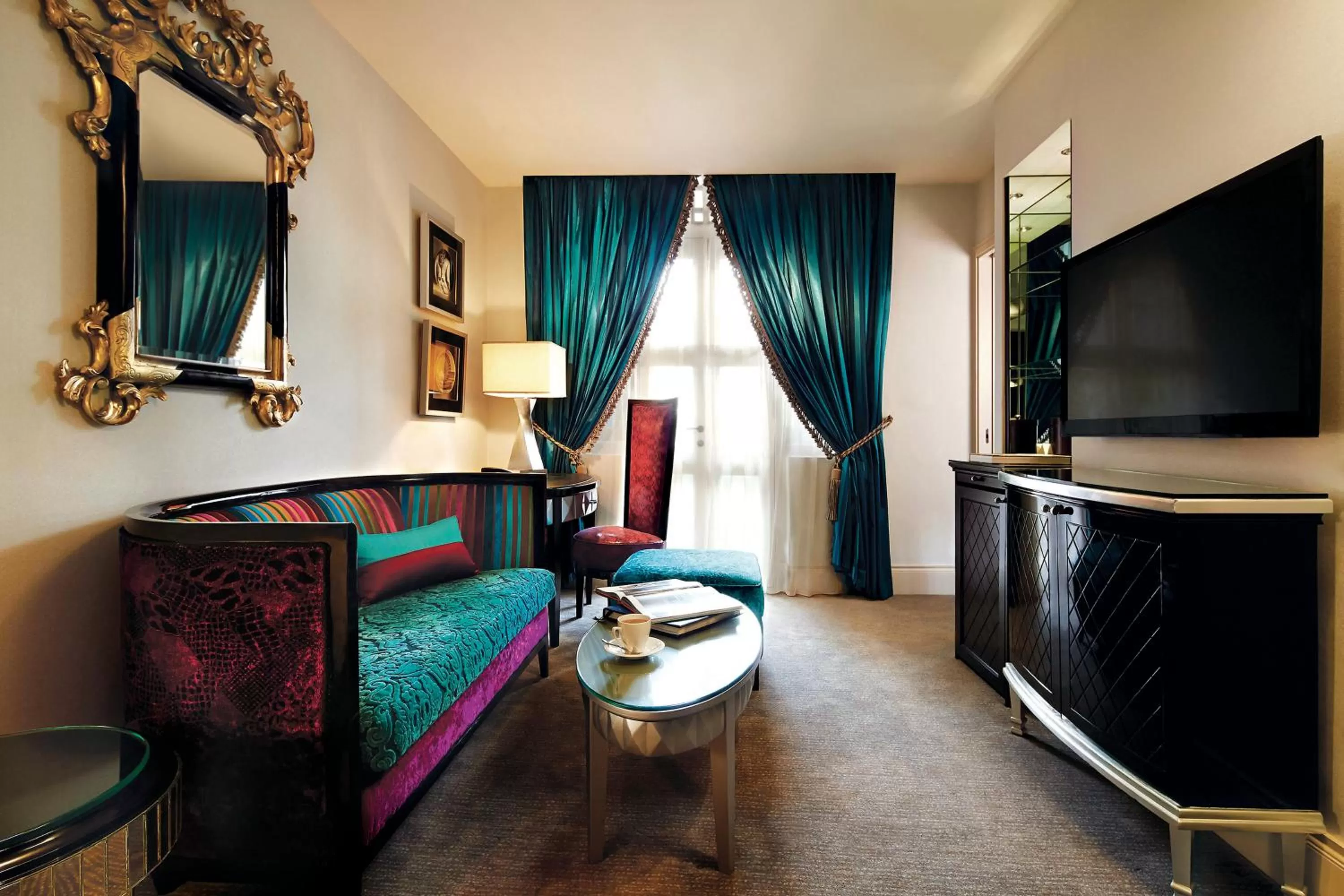 TV and multimedia in Aurum Royal