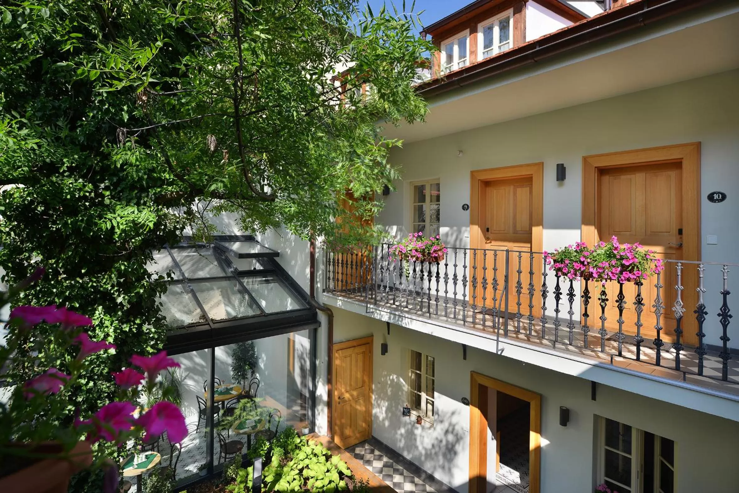 Inner courtyard view in Hotel At the White Lily